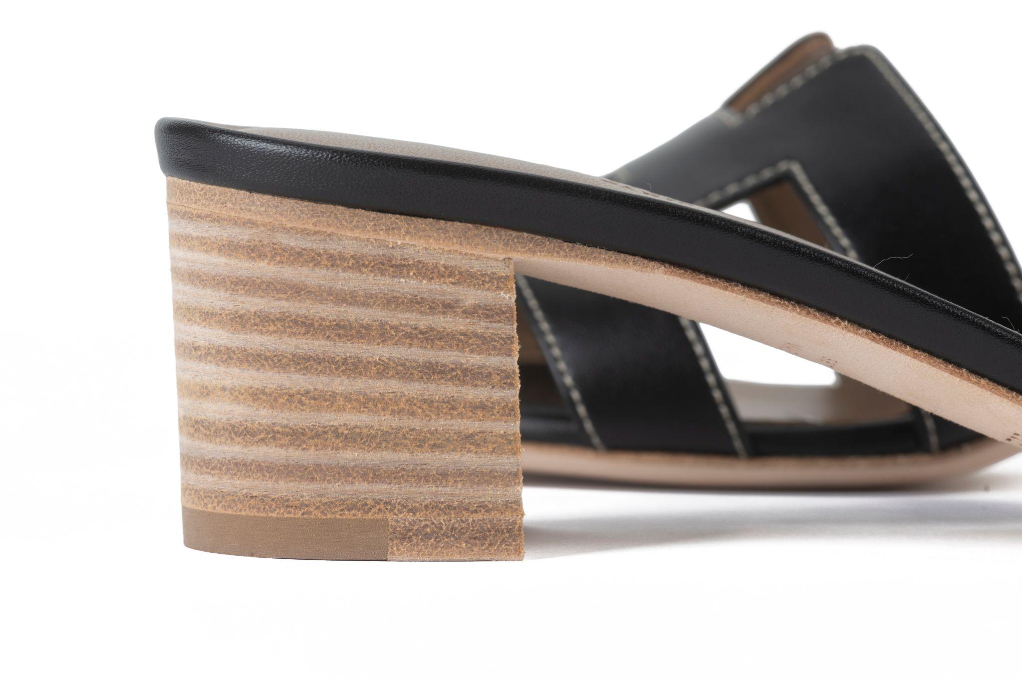 Hermès Nueva Sandalia Oasis Negra 37.5 en venta 3