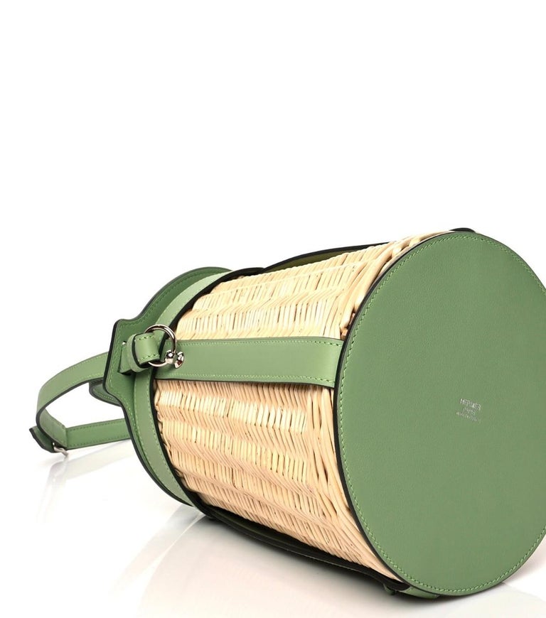 HERMES NEW Picnic Green Tan Wicker Palladium Sac Farming Bucket