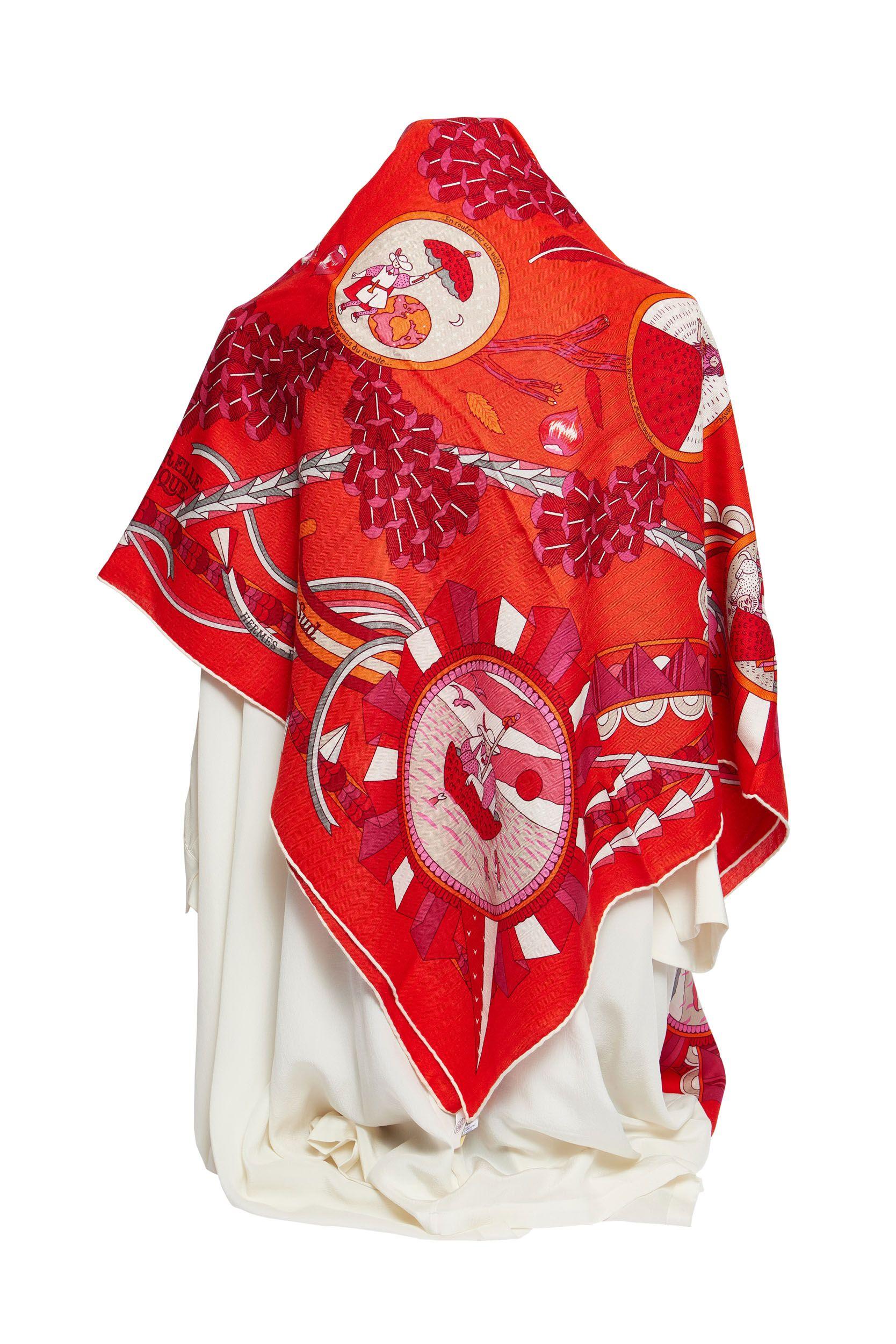 Hermès new geometric red and white shawl. Silk and cashmere blend. Hand rolled edges.