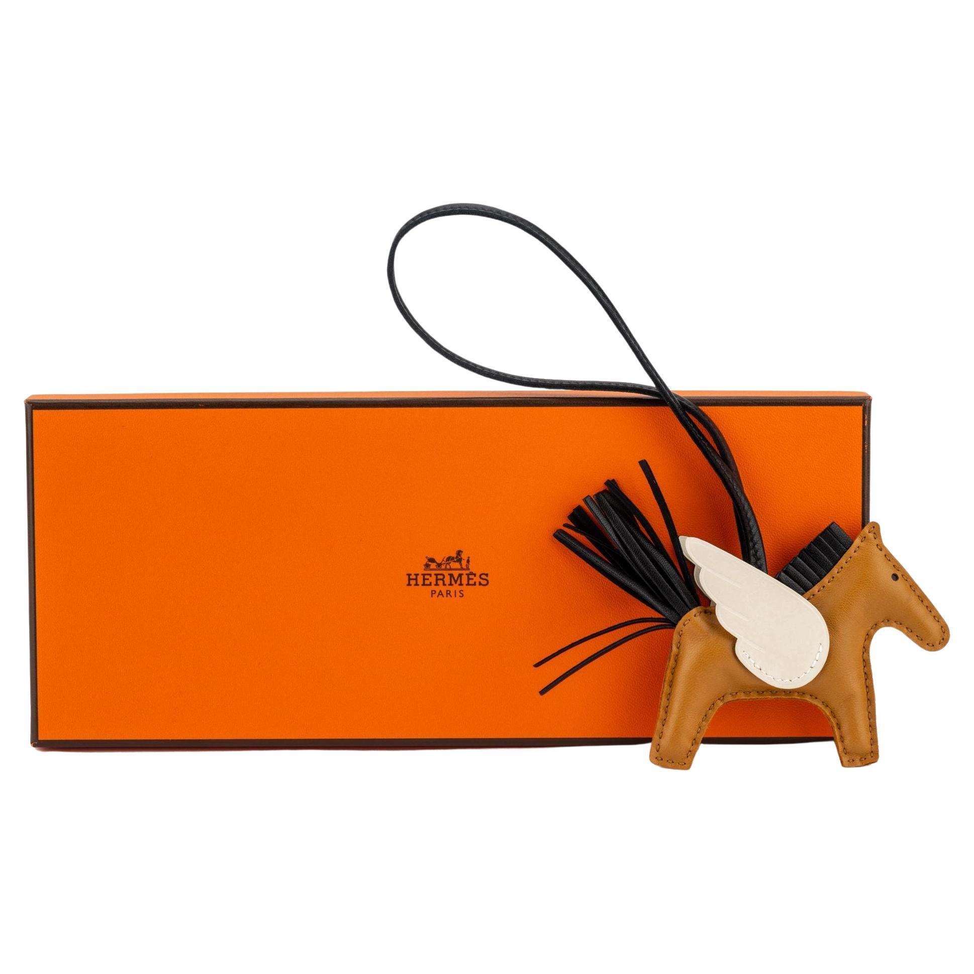 Hermès New Rodeo Pegase Gold Black For Sale