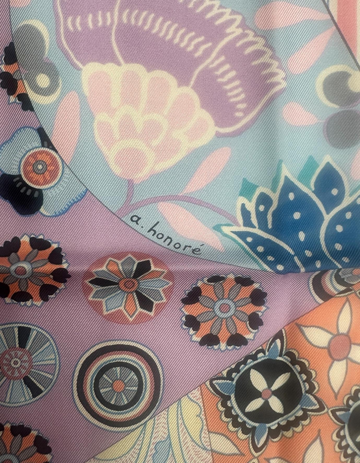 Hermes NEW Rose Pale/ Gris Perle/ Mauve L'Art du Sarasa 90cm Silk Scarf For Sale 1