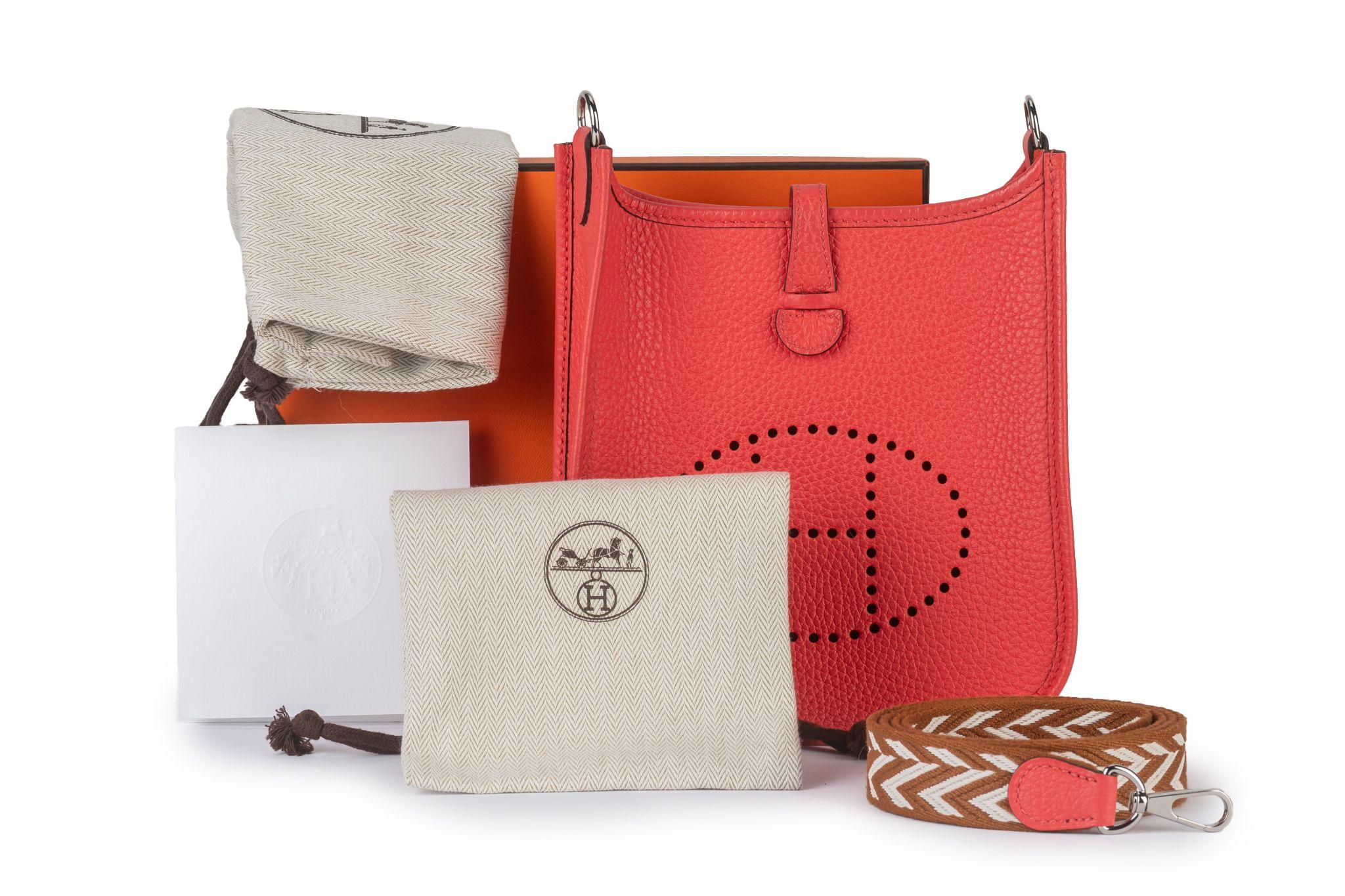 Hermès New Rouge Pivoine Mini Evelyne in vendita 6