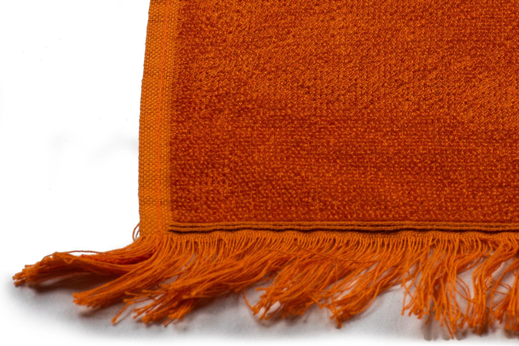 Hermès New Rust Cotton Beach Towel In New Condition For Sale In West Hollywood, CA
