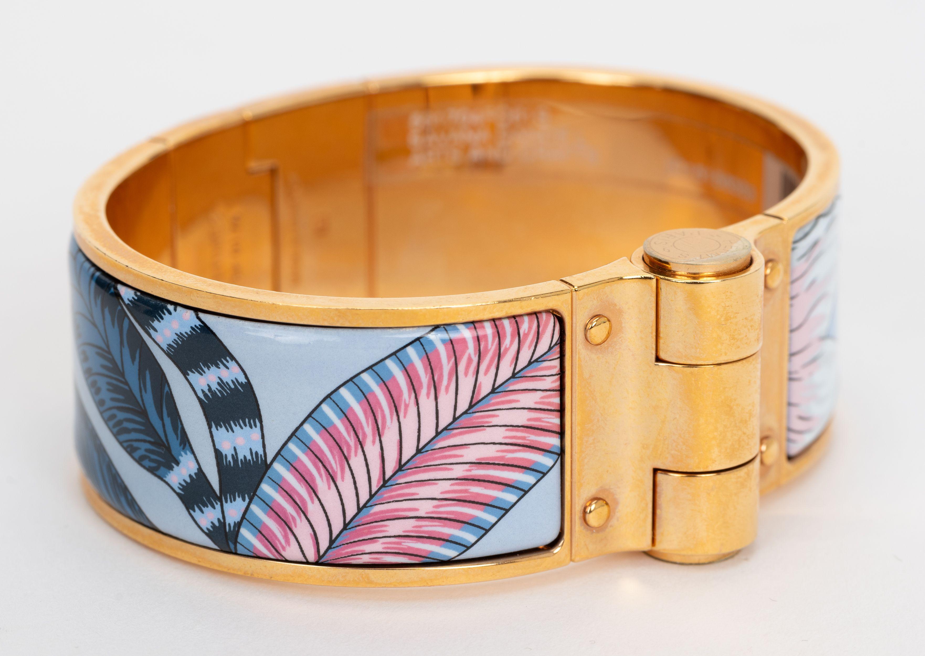 Hermes New Savana Dance Hinged Bracelet In New Condition In West Hollywood, CA
