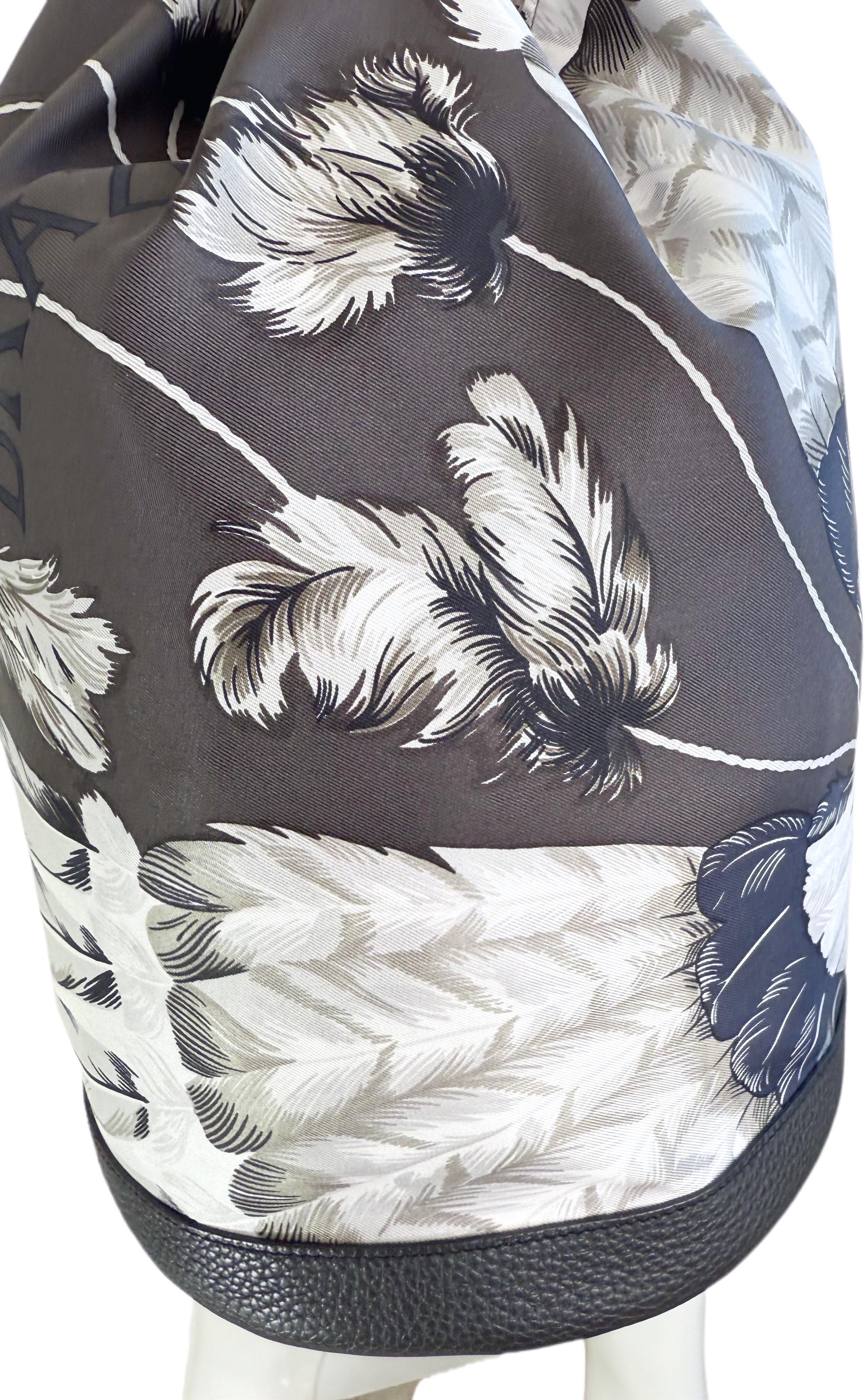 Hermes New Silk + Leather Plomb Togo Brazil Soie Cool 22 Backpack Bucket Bag For Sale 6