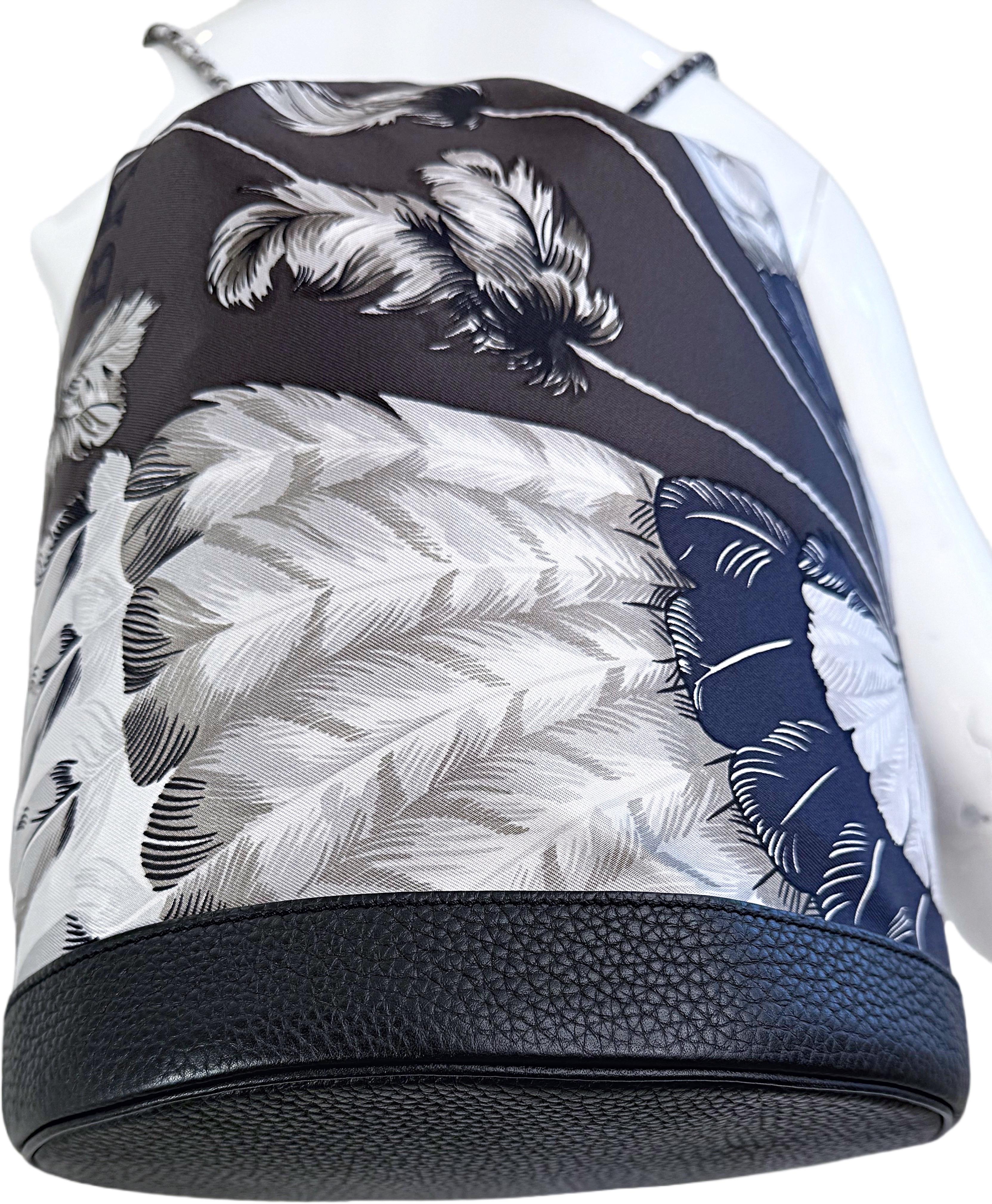 Hermes New Silk + Leather Plomb Togo Brazil Soie Cool 22 Backpack Bucket Bag For Sale 9