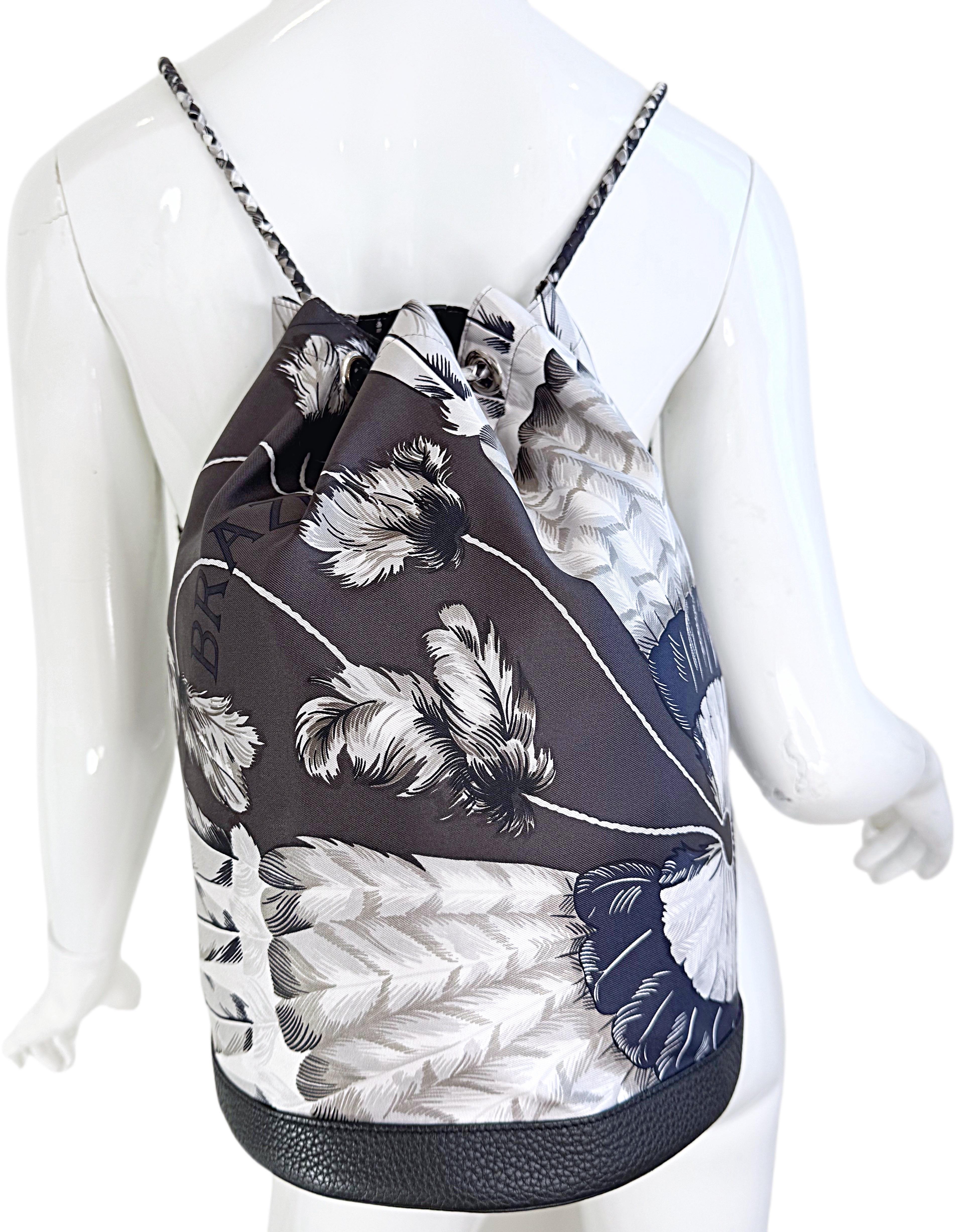 Hermes New Silk + Leather Plomb Togo Brazil Soie Cool 22 Backpack Bucket Bag For Sale 13