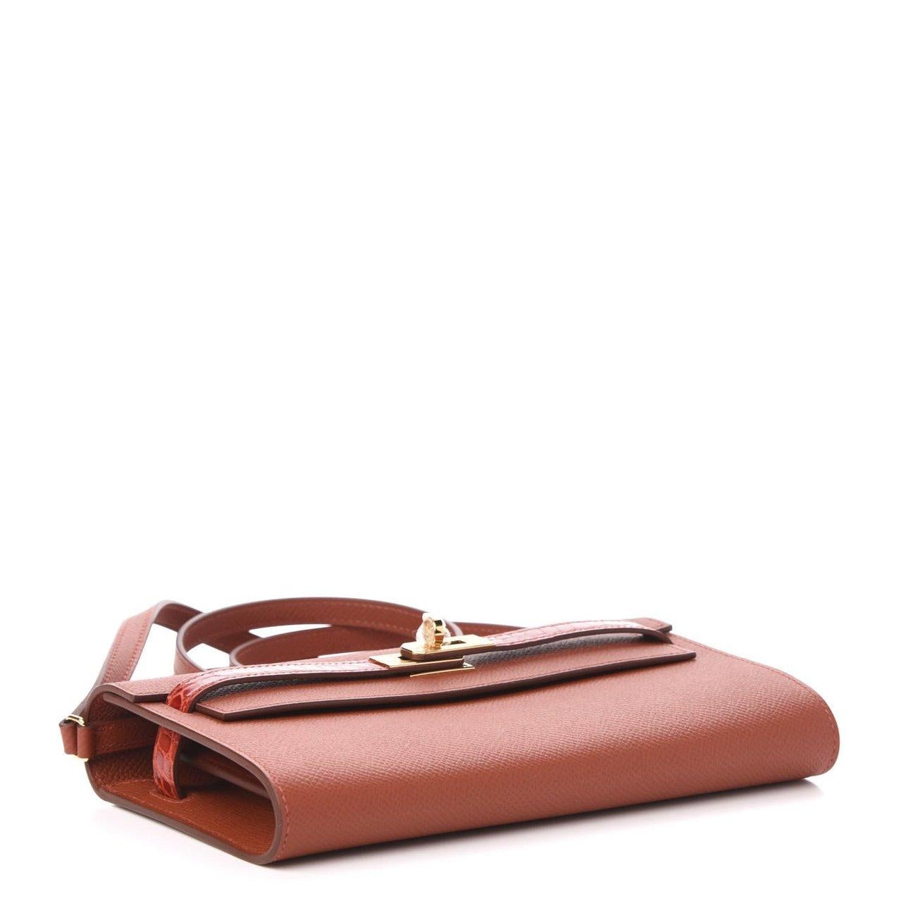 HERMÈS NEW Touch Kelly Wallet To Go Cognac Alligator Exotische Clutch Umhängetasche (Braun) im Angebot