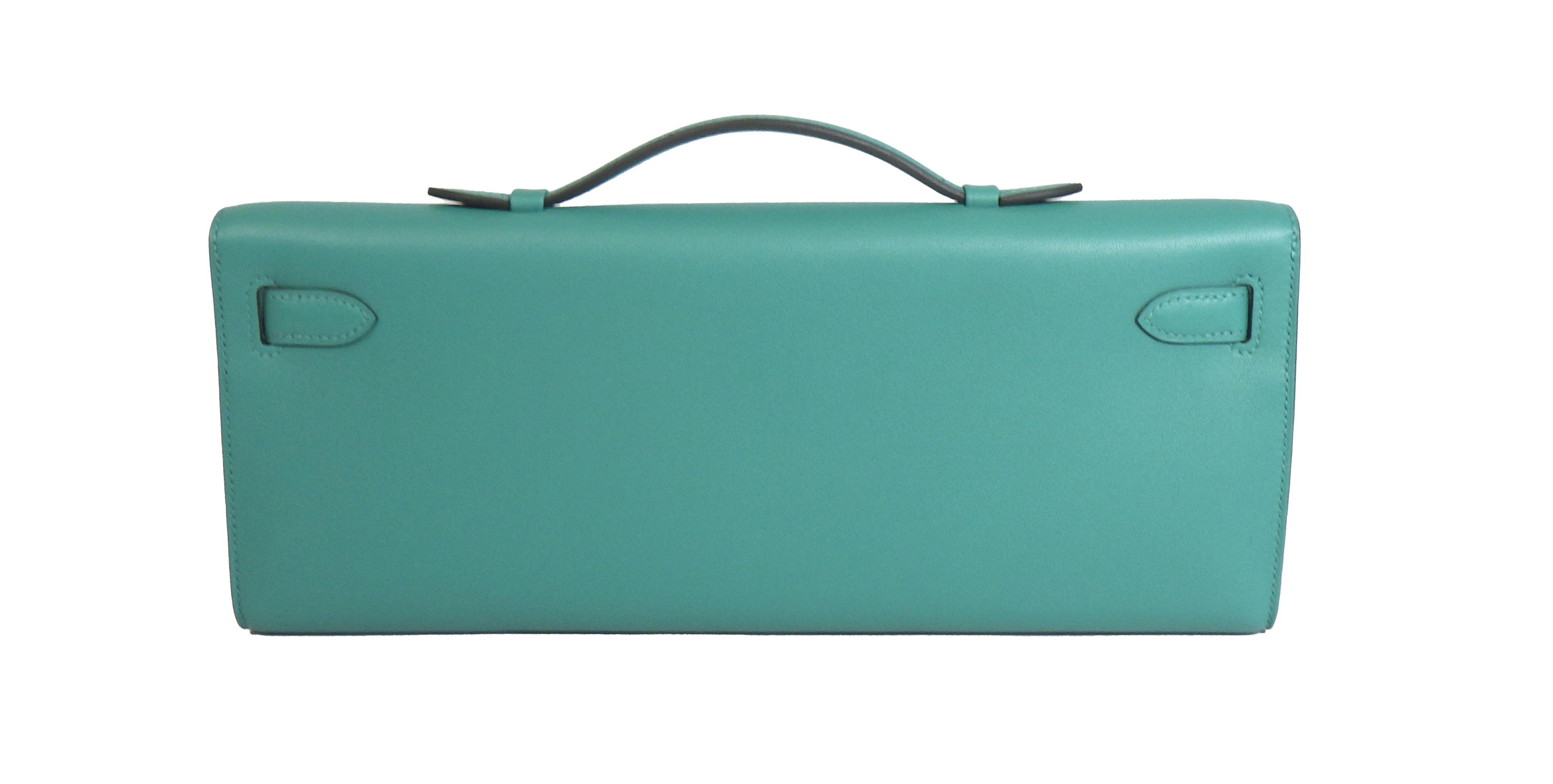 Hermes - New w/ Tags - Kelly Cut Clutch 31 2019 - Vert Verone - Handbag In New Condition In Sanford, FL