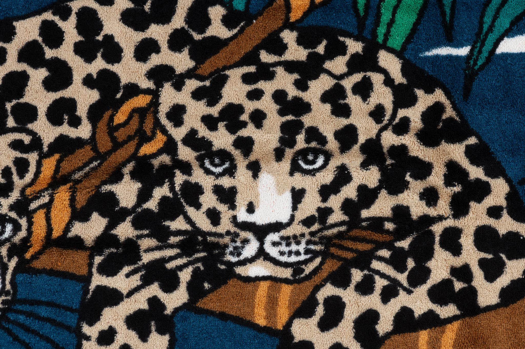 Hermès NIB Celeste Leopard Serviette de plage Neuf à West Hollywood, CA