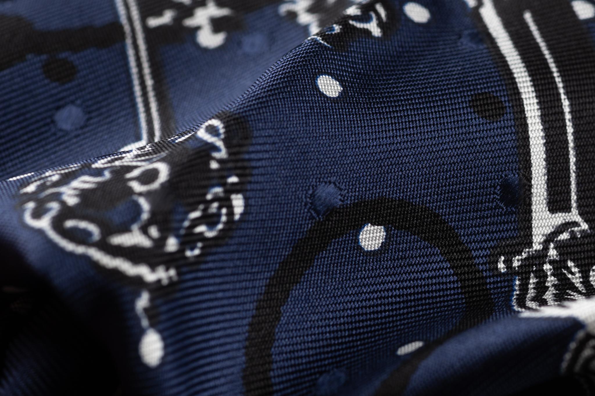 Hermès NIB Les Cles Bandana Seide Blau 2