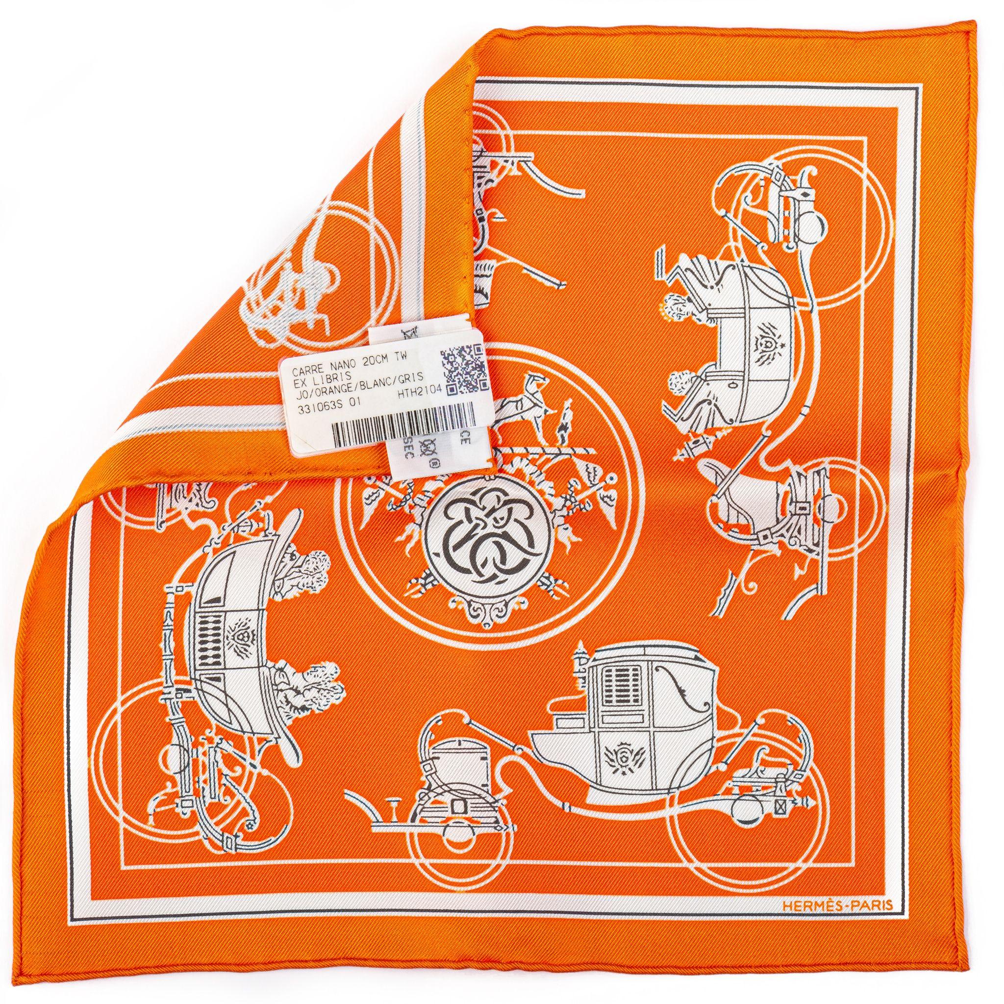 Hermès new Ex Libris silk nano gavroche , orange et blanc. Livré avec sa boîte d'origine.