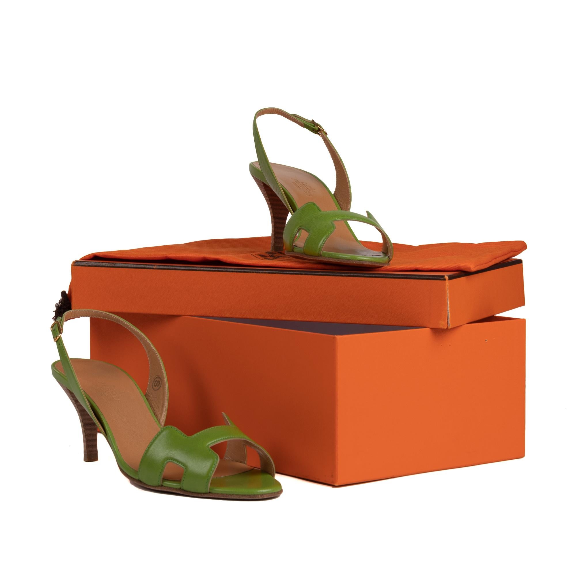 Hermès Night Sandals in green leather, size 36, 5, very good condition ! 4