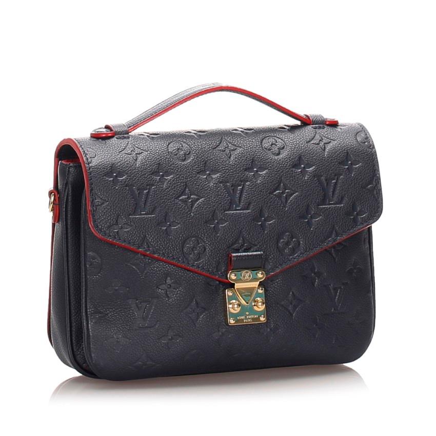 Hermes Noir Novillo & Niloticus Crocodile 30cm Birkin Touch RGHW

- Age [] 
- Taurillion Novillo Calf leather & Niloticus Crocodile Body
- Two Rolled Handles
- Rare Rose Gold Hardware
- Stickers still on hardware
- Full set including CITEs

Please
