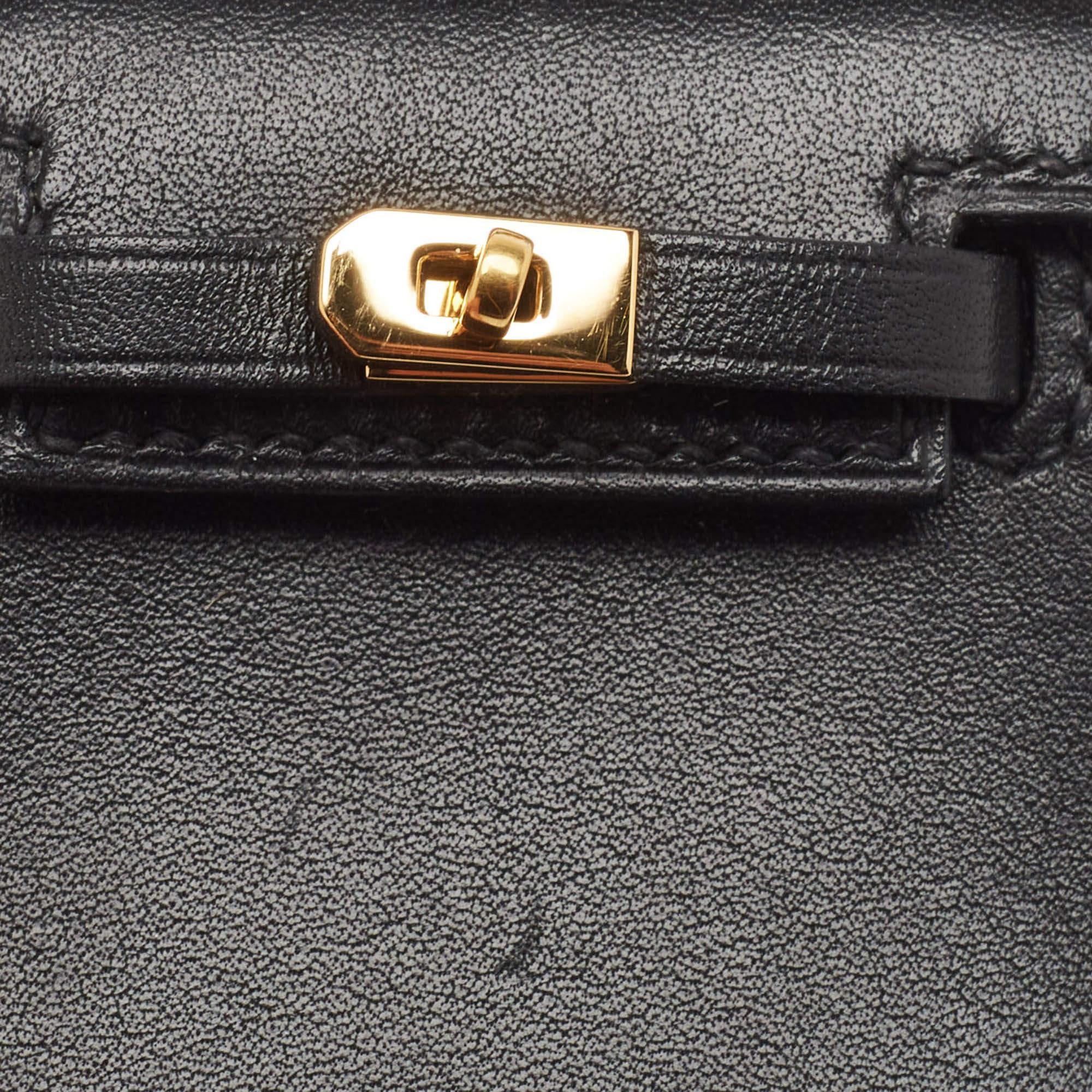 Hermès Noir Tadelakt Leder Mini Kelly Twilly Tasche Charme im Zustand „Hervorragend“ im Angebot in Dubai, Al Qouz 2