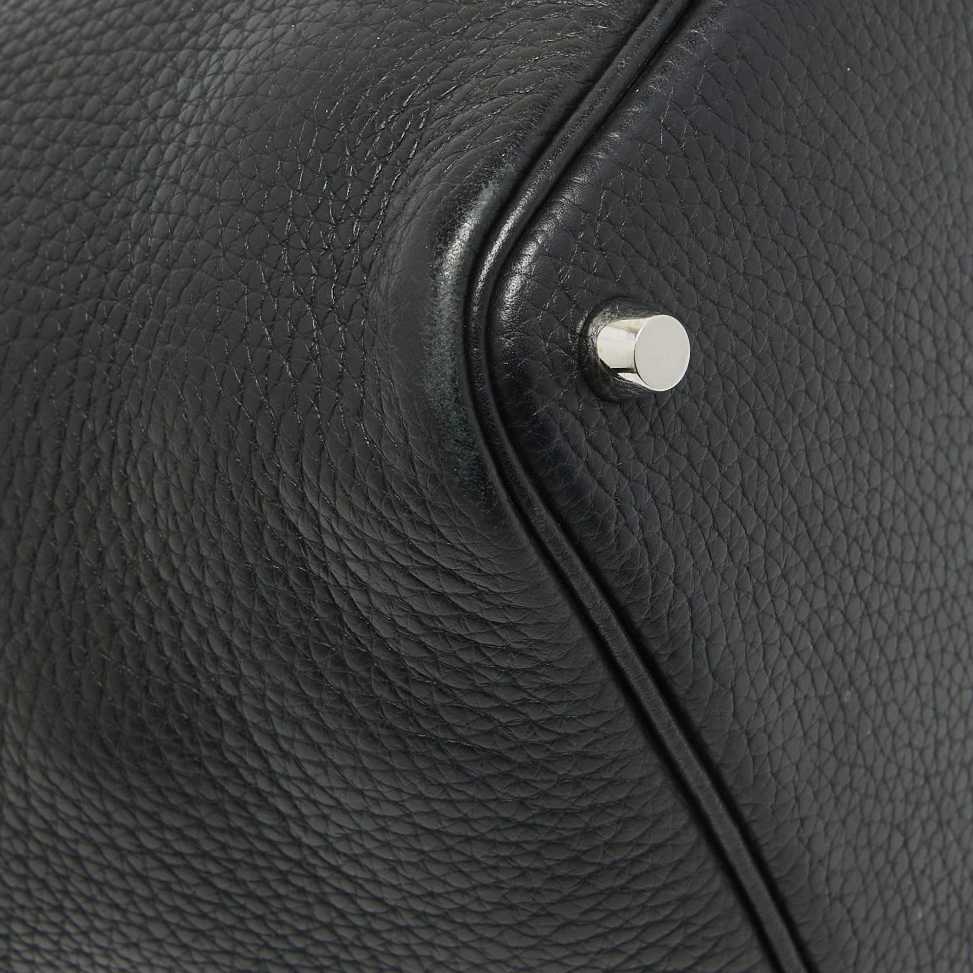 Hermes Noir Taurillon Clemence Leather Picotin Lock 18 Bag In Good Condition For Sale In Dubai, Al Qouz 2