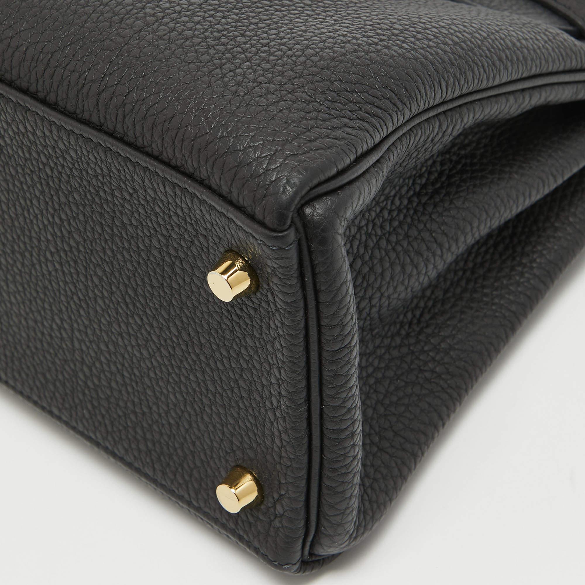Hermes Noir Togo Leather Gold Finish Kelly Retourne 28 Bag For Sale 3