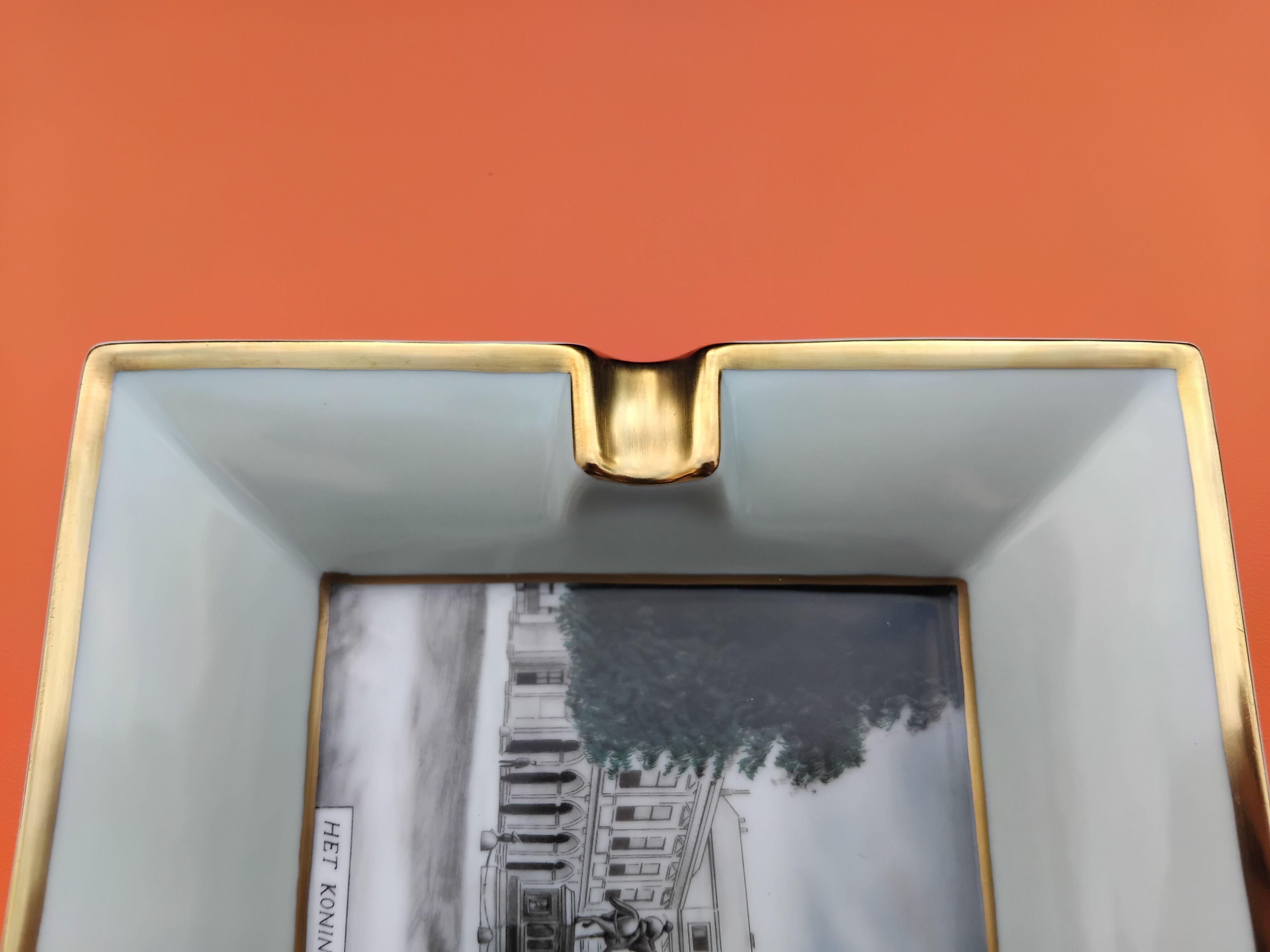 Hermès Noordeinde Paleis Royal Palace Cendrier Porcelaine Or The Netherlands en vente 3