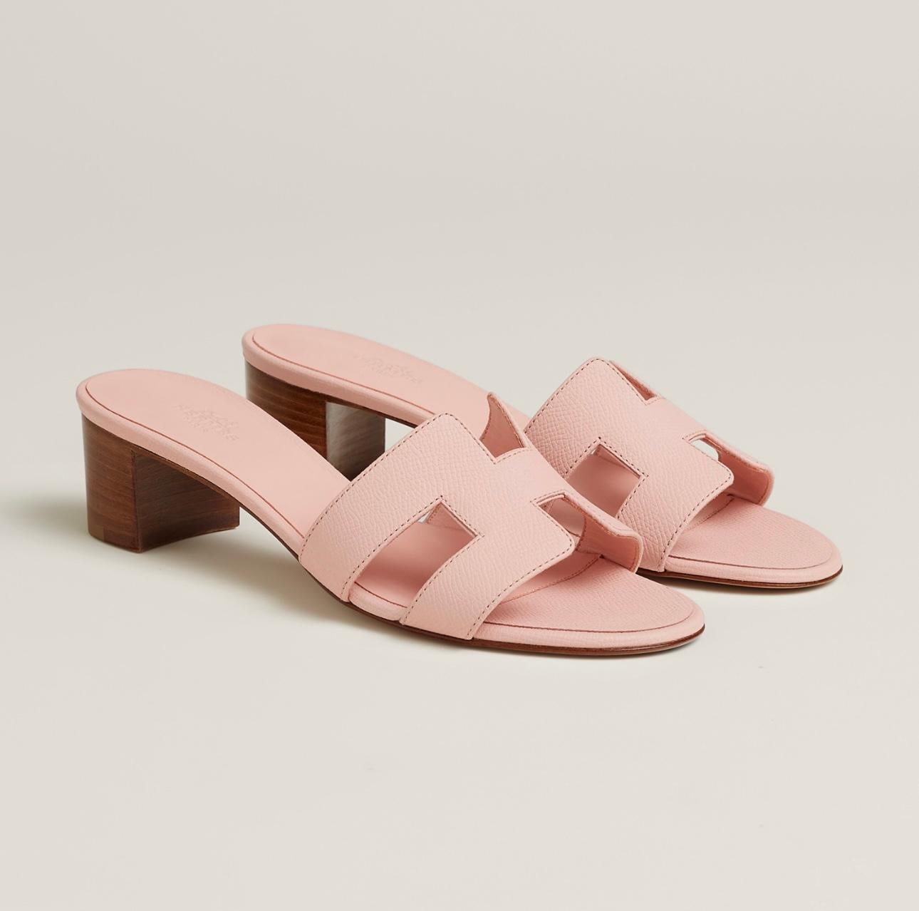 Hermes oasis sandals pink  For Sale 1