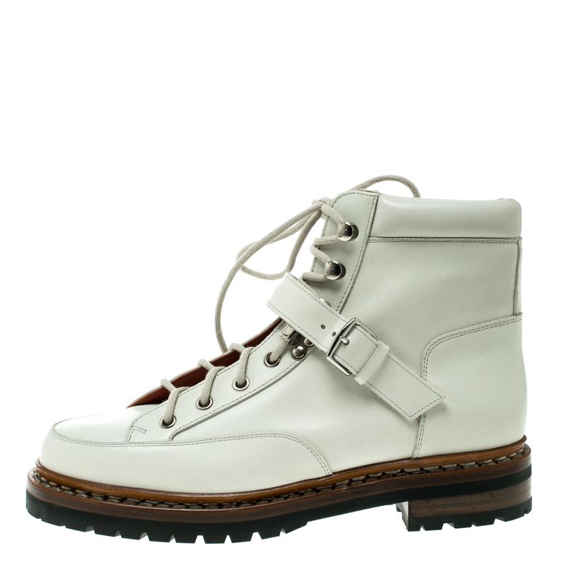 Hermes braunschwarz Leder Cross Strap Spitzen Zehen Knöchel Stiefel Größe 37,5 Hermes braunschwarz Leder Cross Strap Spitzen Zehen Knöchel Stiefel Größe 37,5