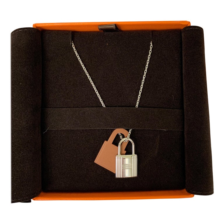 Amazing Hermès Padlock pendant in Silver For Sale at 1stDibs