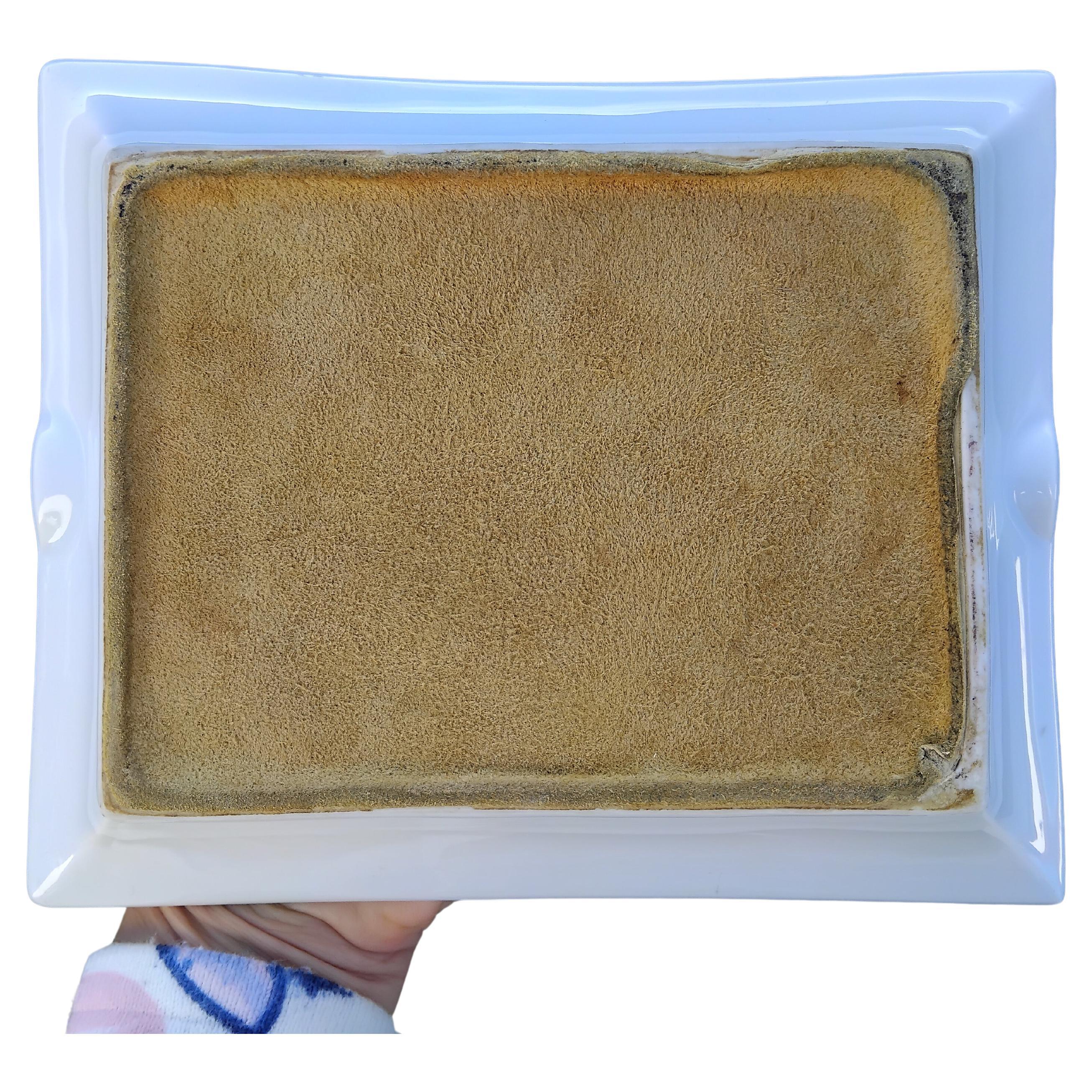 Hermès Old Car Cigar Ashtray Change Tray Porcelain Gold en vente 2