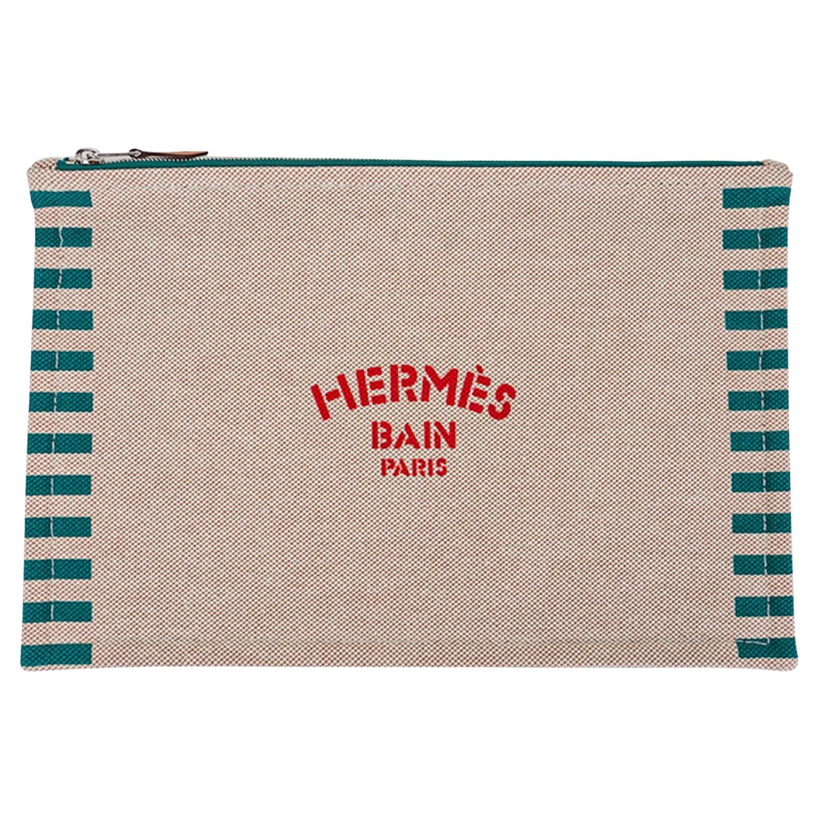 Hermes Optimist 24 Bain Flat Pouch Vert Ecru
