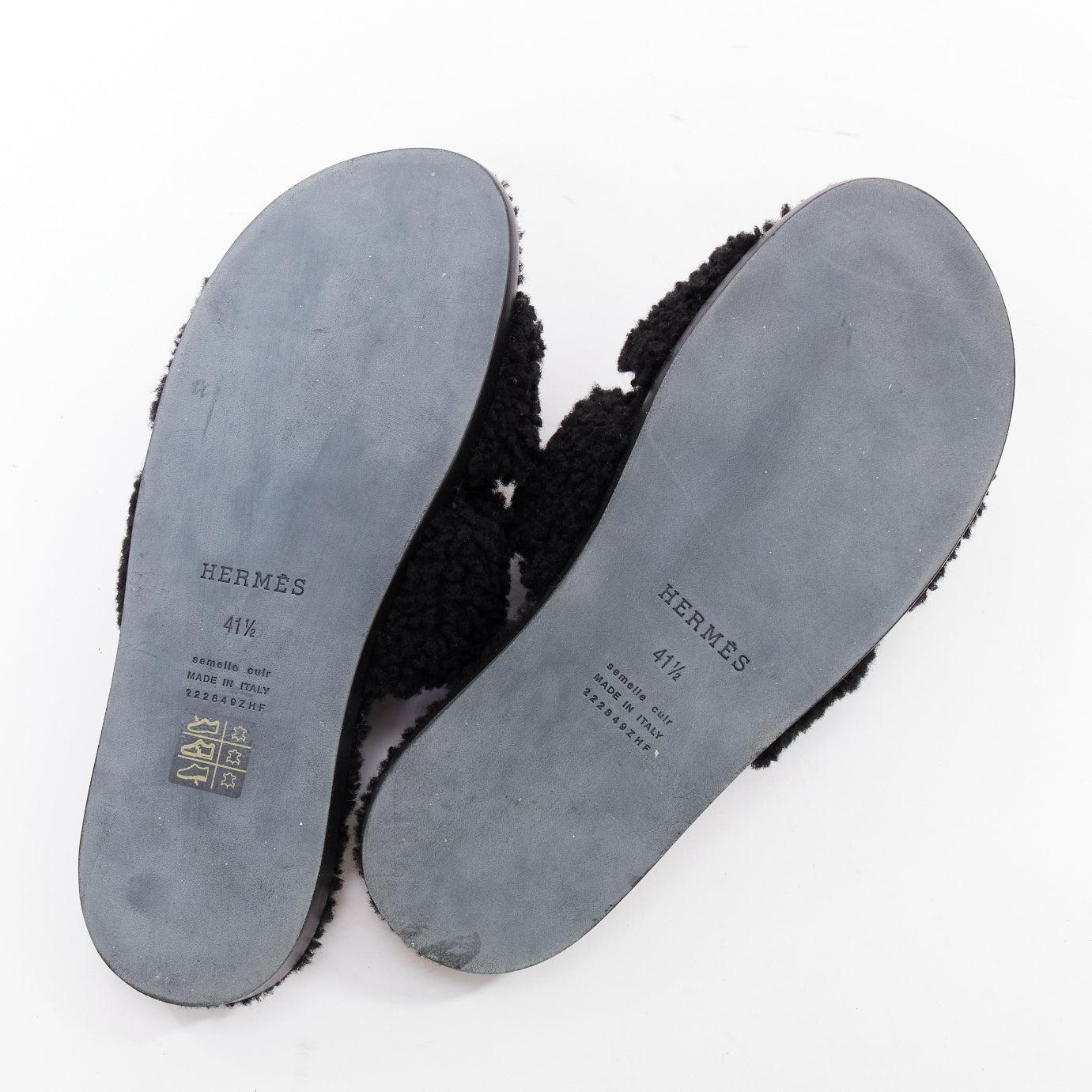HERMES Oran noir shearling H cut out flat block sandals EU41.5 en vente 6