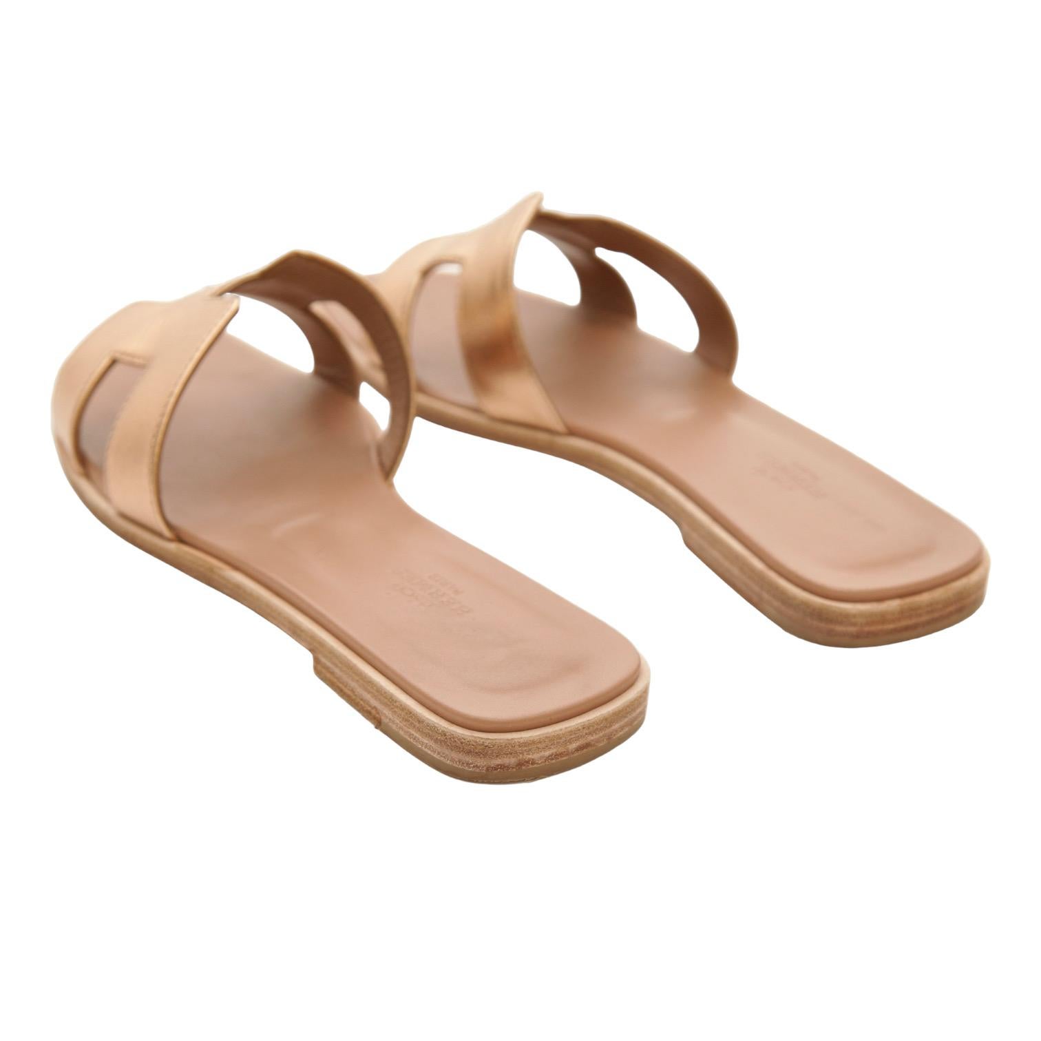HERMES Oran Leather Sandal Rose Gold Metallic H Flat Slide Sz 38 1