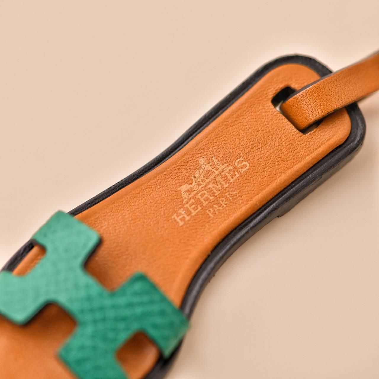 Hermès Oran Nano Leather Bag Charm In Excellent Condition For Sale In Banbury, GB