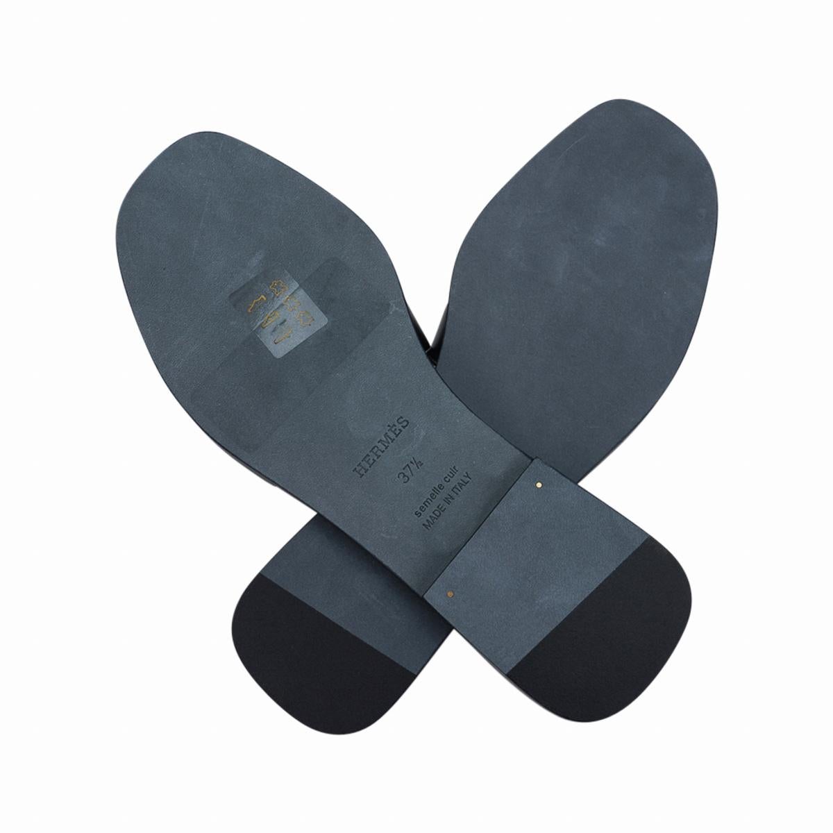 Hermes Oran Sandal Black Calfskin White Top Stitch Flat Shoes 37.5 / 7.5 For Sale 1