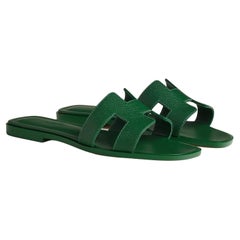 Sandales Oran d'Hermès Cactus en cuir de veau Epsom Vert, taille 37.5