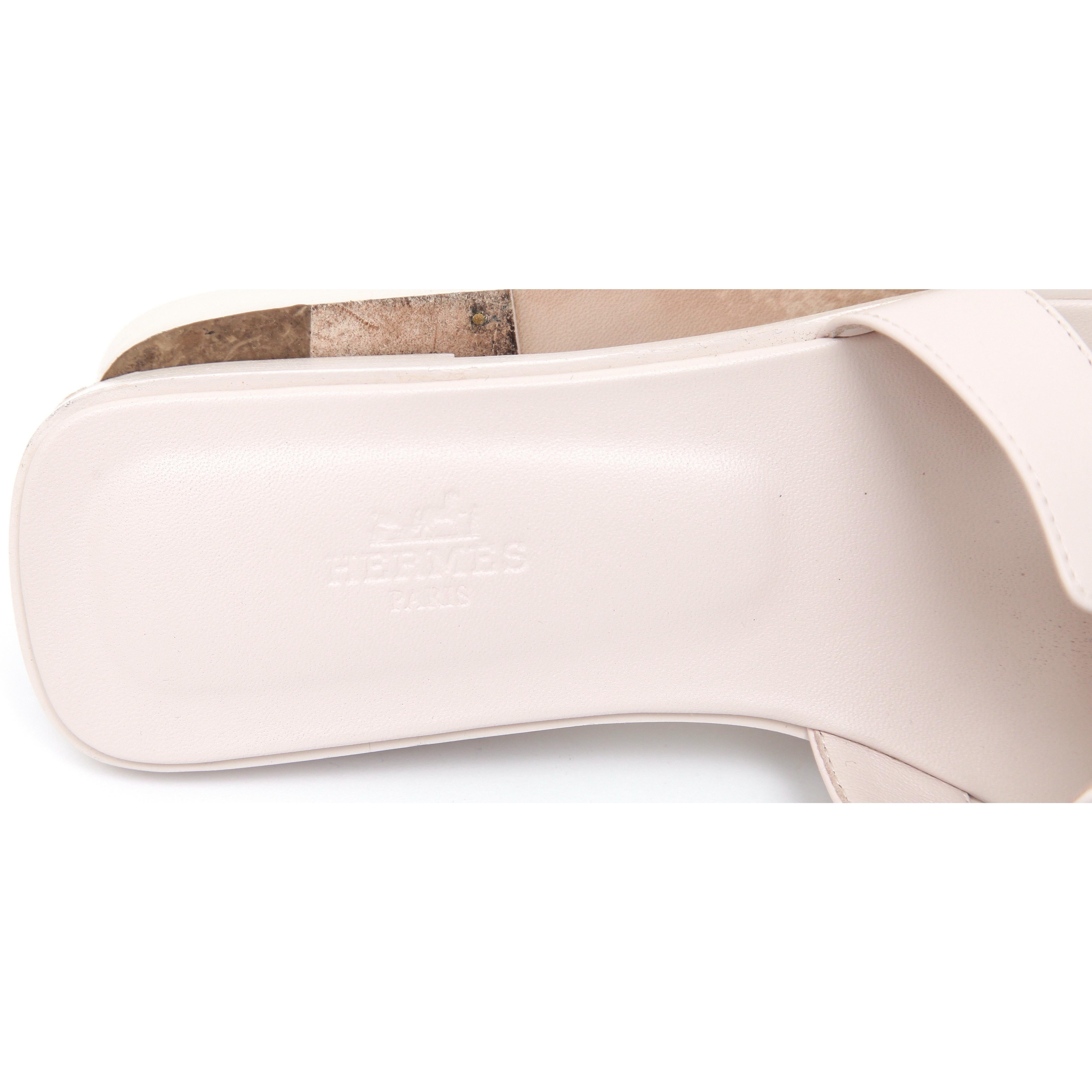 HERMES Oran Sandal Rose Petale Calfskin Leather Flat Slide Light Pink Sz 38 In Excellent Condition For Sale In Hollywood, FL