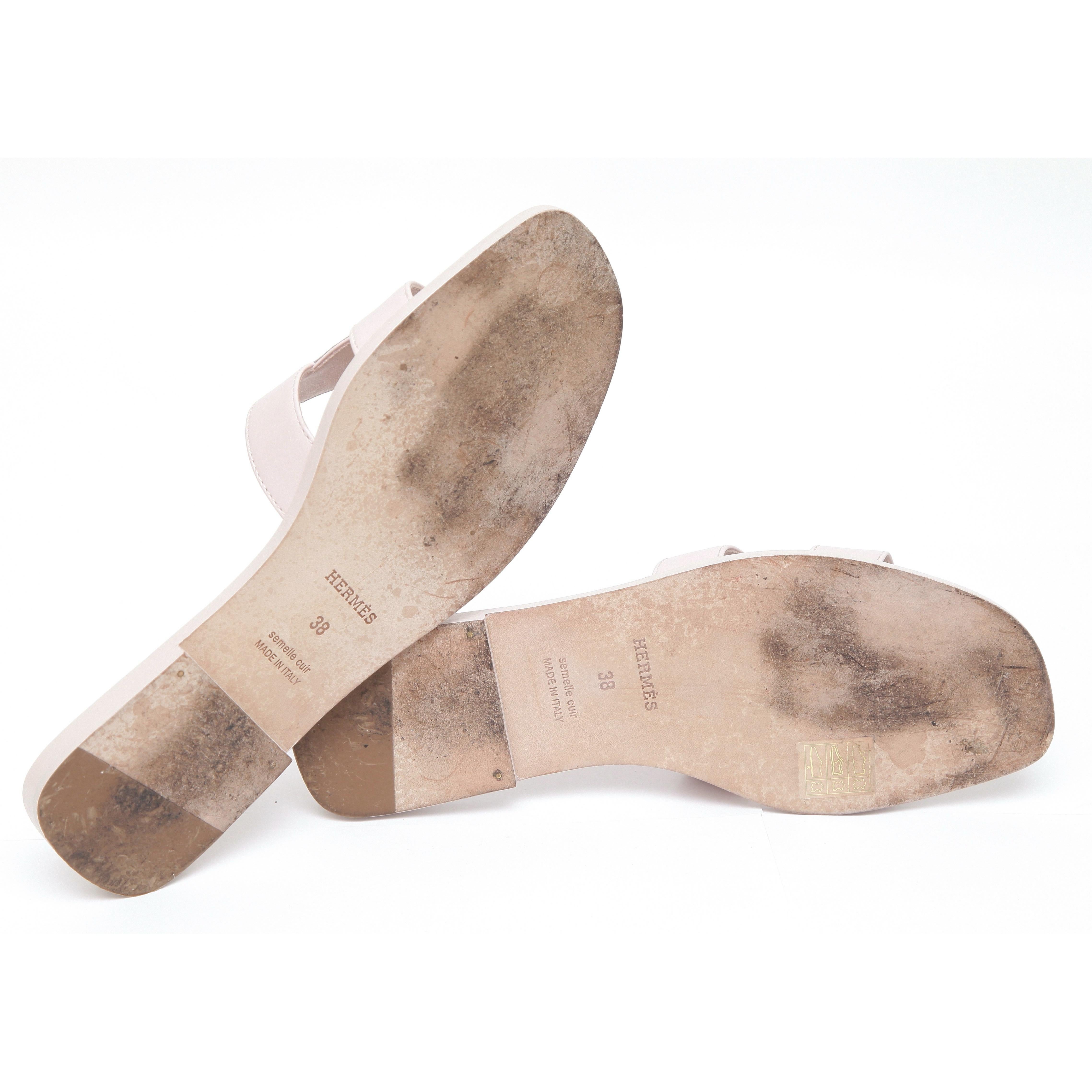 Women's HERMES Oran Sandal Rose Petale Calfskin Leather Flat Slide Light Pink Sz 38 For Sale