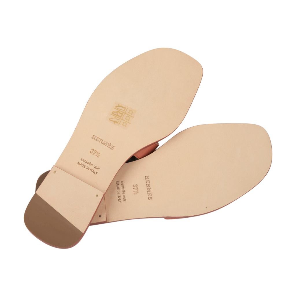 Women's Hermes Oran Sandal Rouge Blush Chevre 37.5 / 7.5 New More Sizes Available