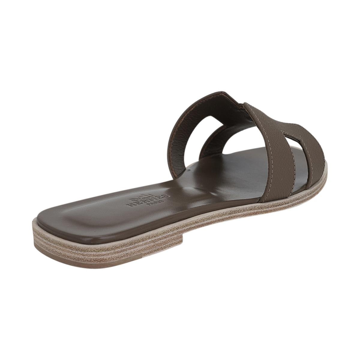 Hermes Oran Sandals Etoupe Epsom Leather Flat Shoes 37 / 7 2