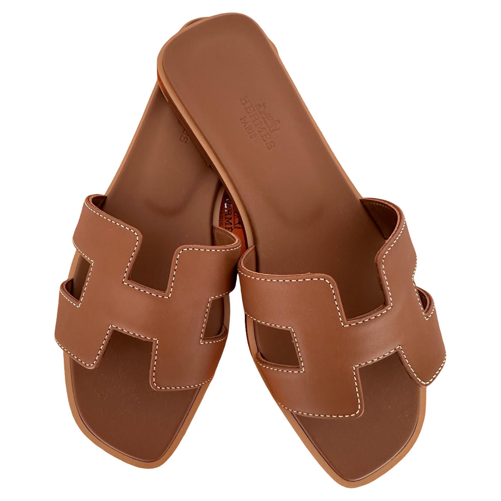 HERMES Oran Sandals Gold Box Leather 38.5 For Sale at 1stDibs