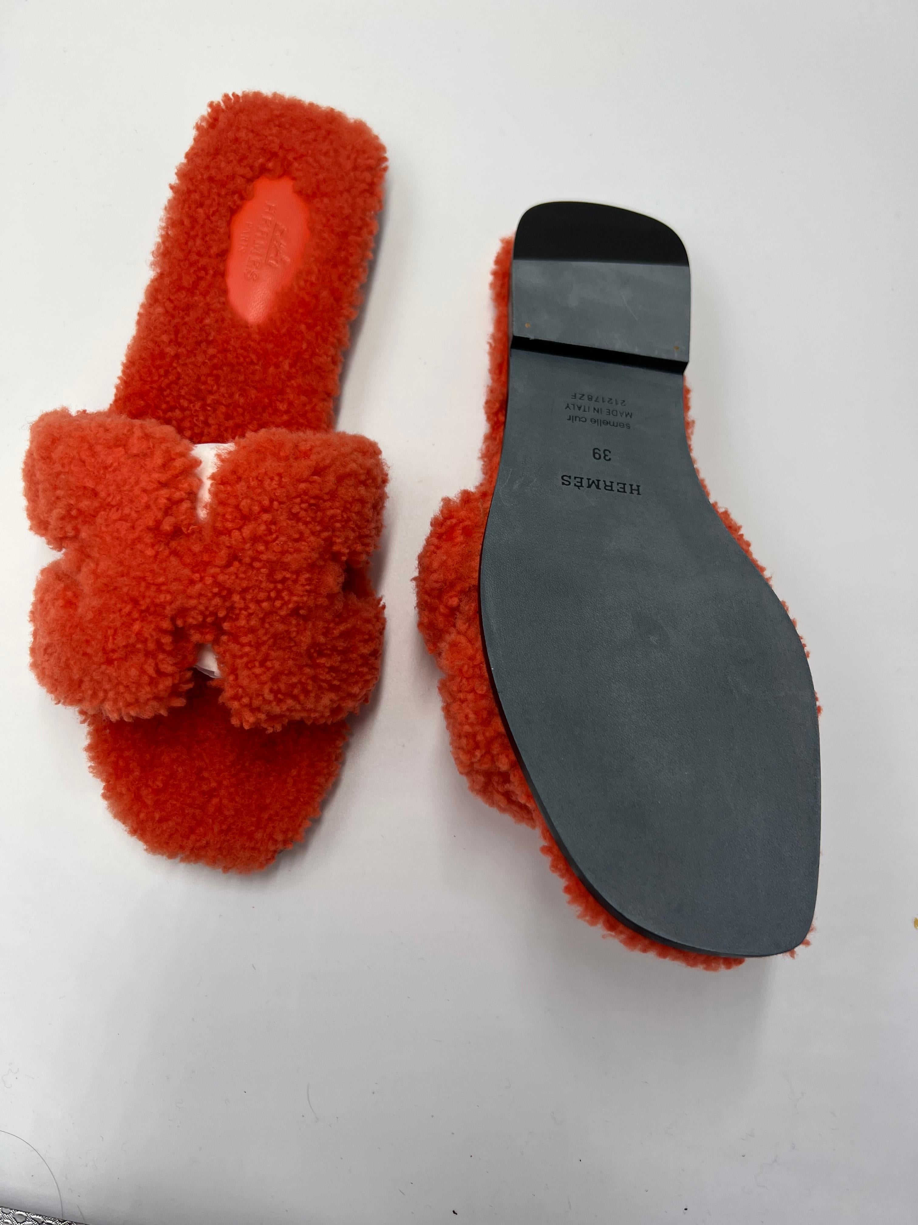 Sandales en shearling Hermes Oran Pour femmes en vente