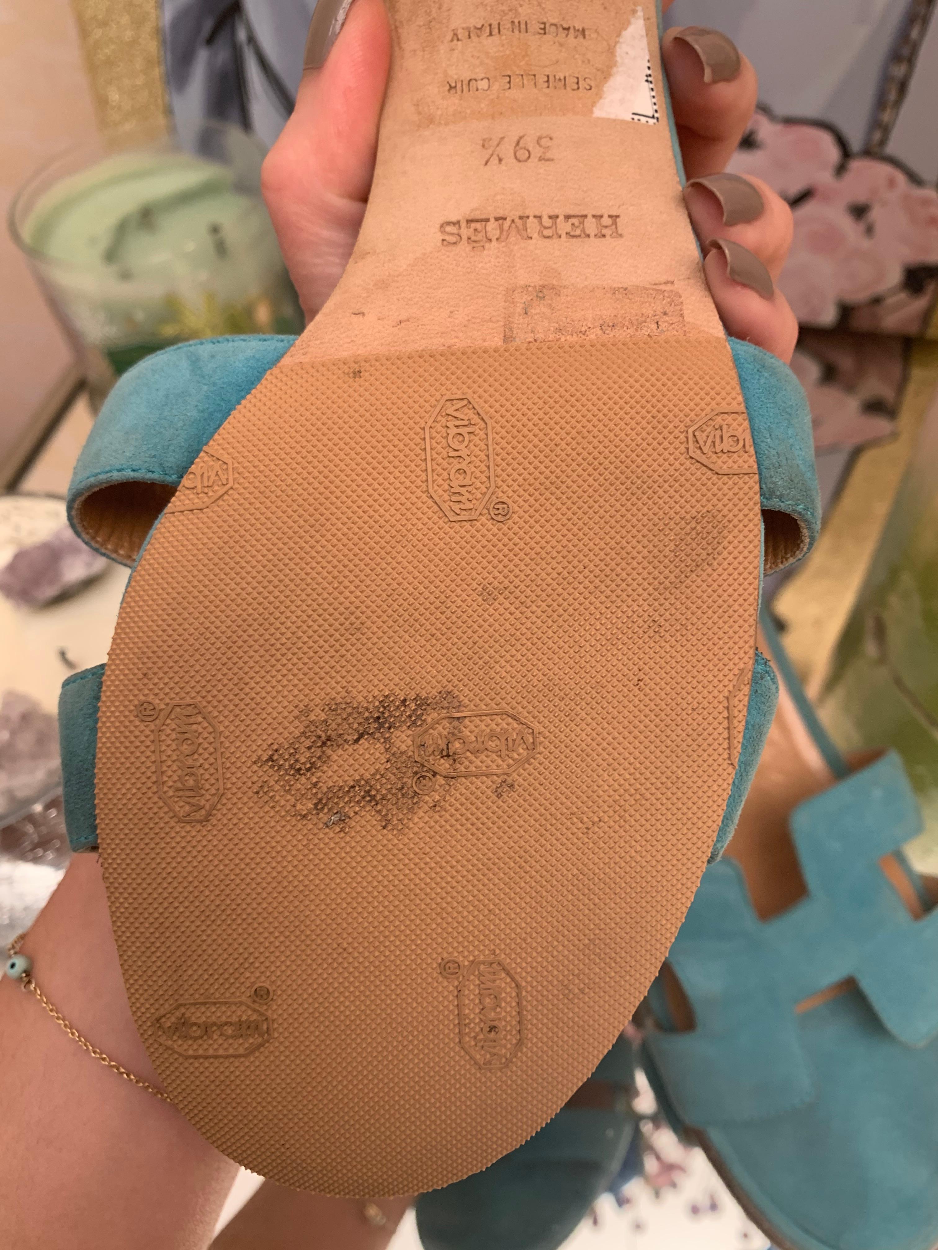 Sandalias Hermes Oran de ante turquesa en Bueno estado para la venta en New York, NY