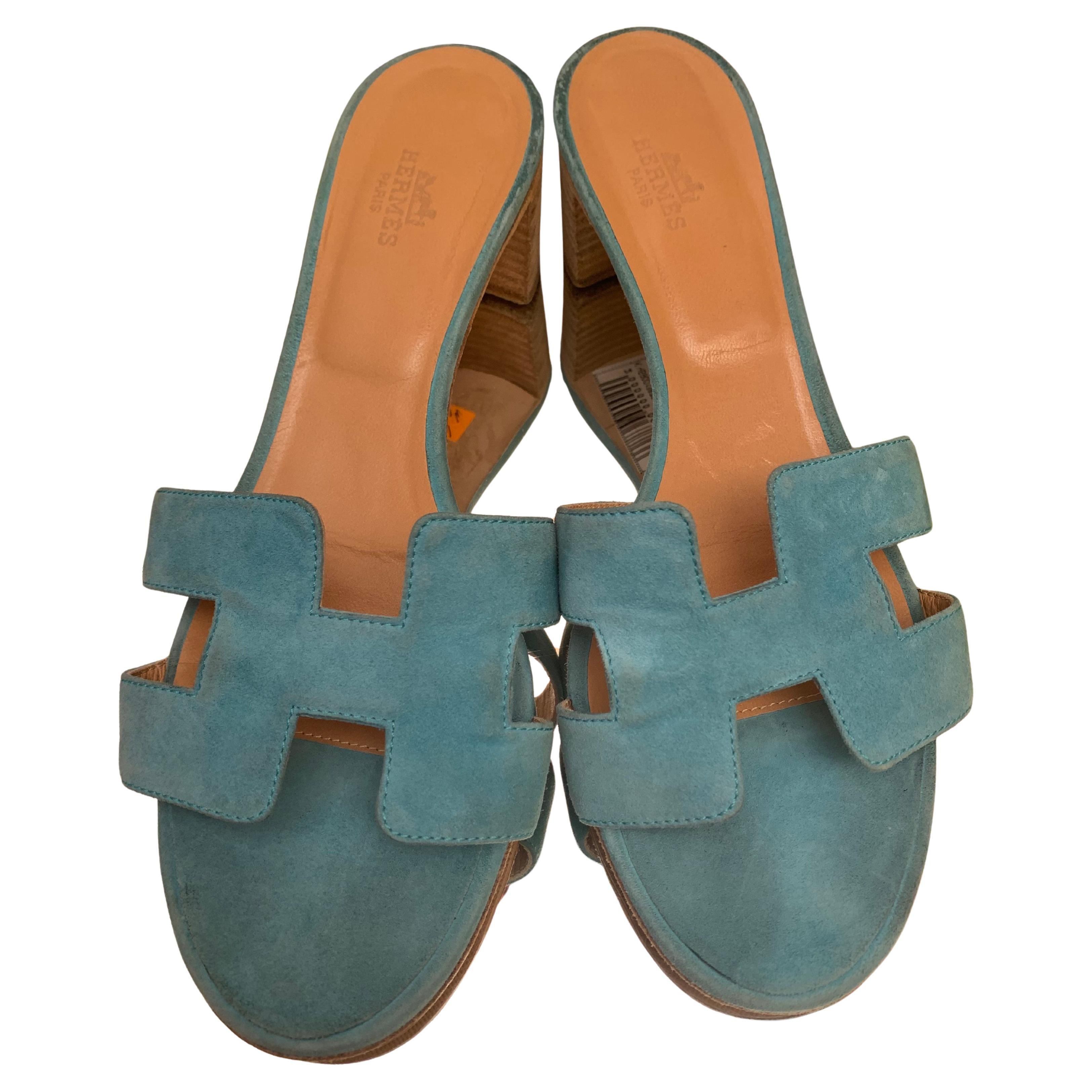 Sandalias Hermes Oran de ante turquesa en venta