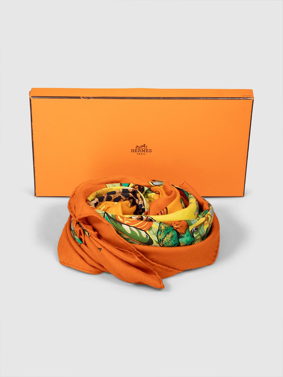 Hermès Bufanda Jungle Love Cachemira Naranja en Excelente Estado en London, GB