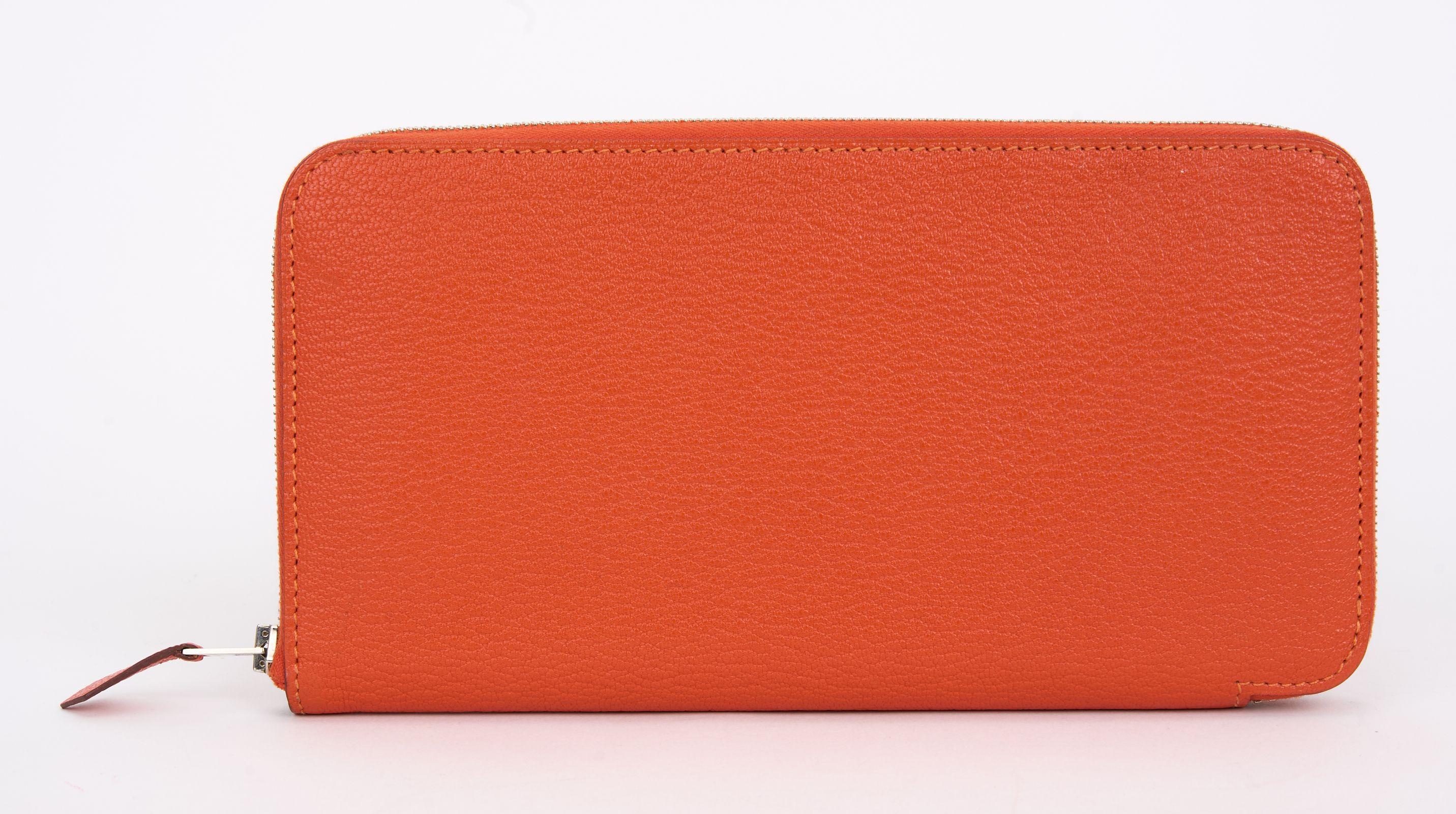 Hermès Orange Chevre Azap Leather Wallet In Excellent Condition In West Hollywood, CA