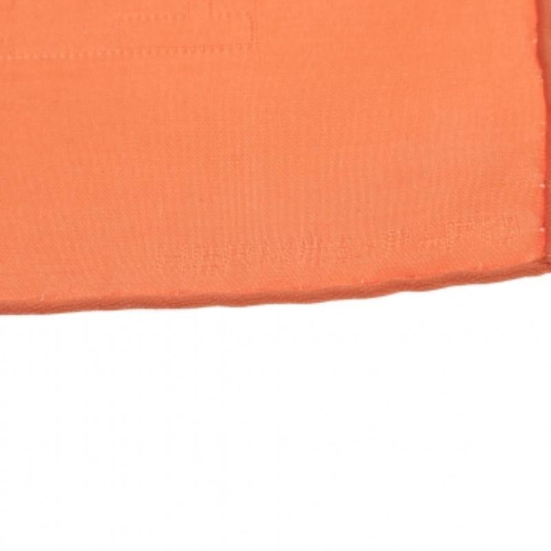 Hermès Orange Faconnee Grand H Silk Pocket Square In Good Condition For Sale In Dubai, Al Qouz 2