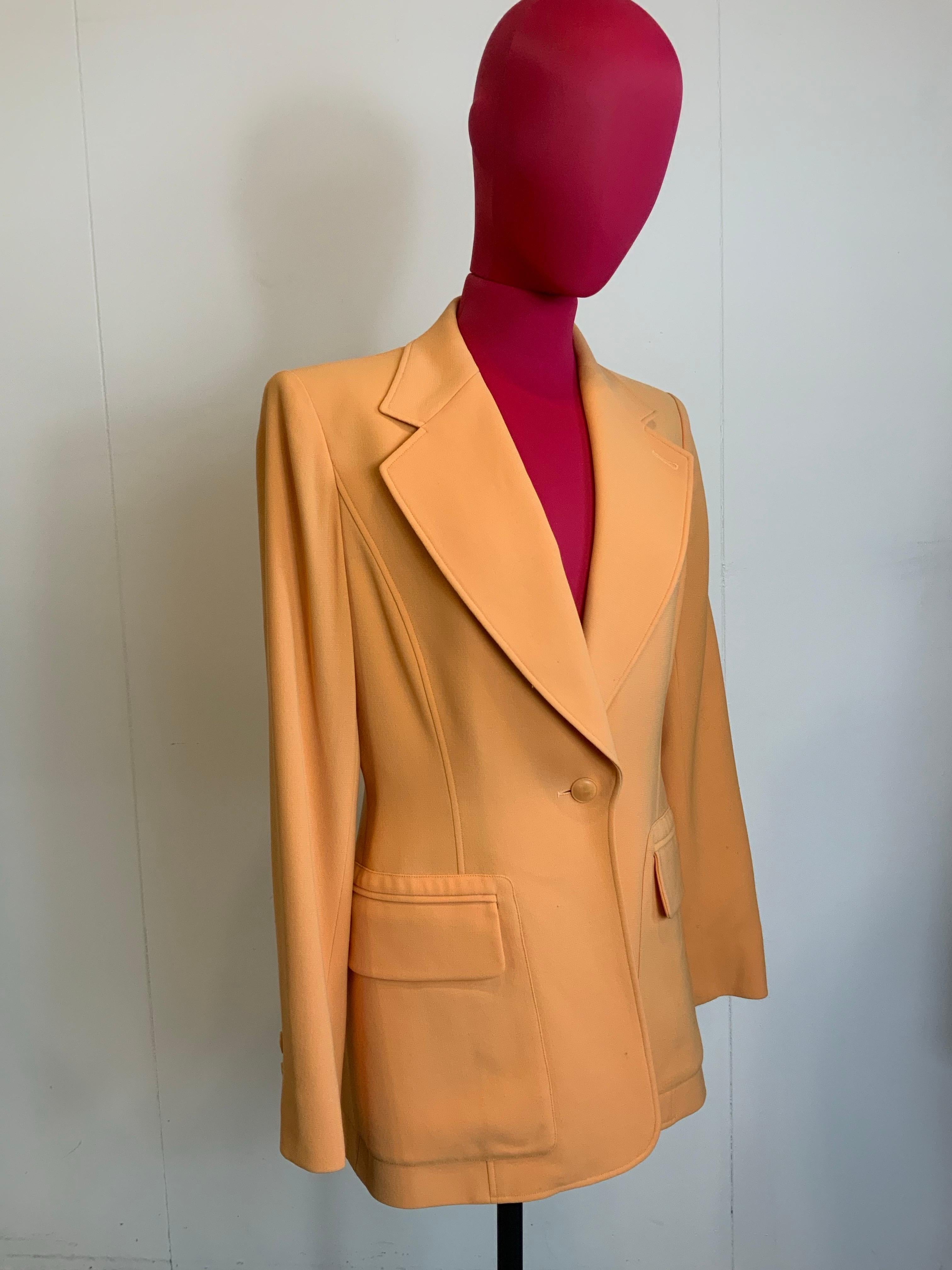 Hermes orange Jacke im Zustand „Gut“ im Angebot in Carnate, IT