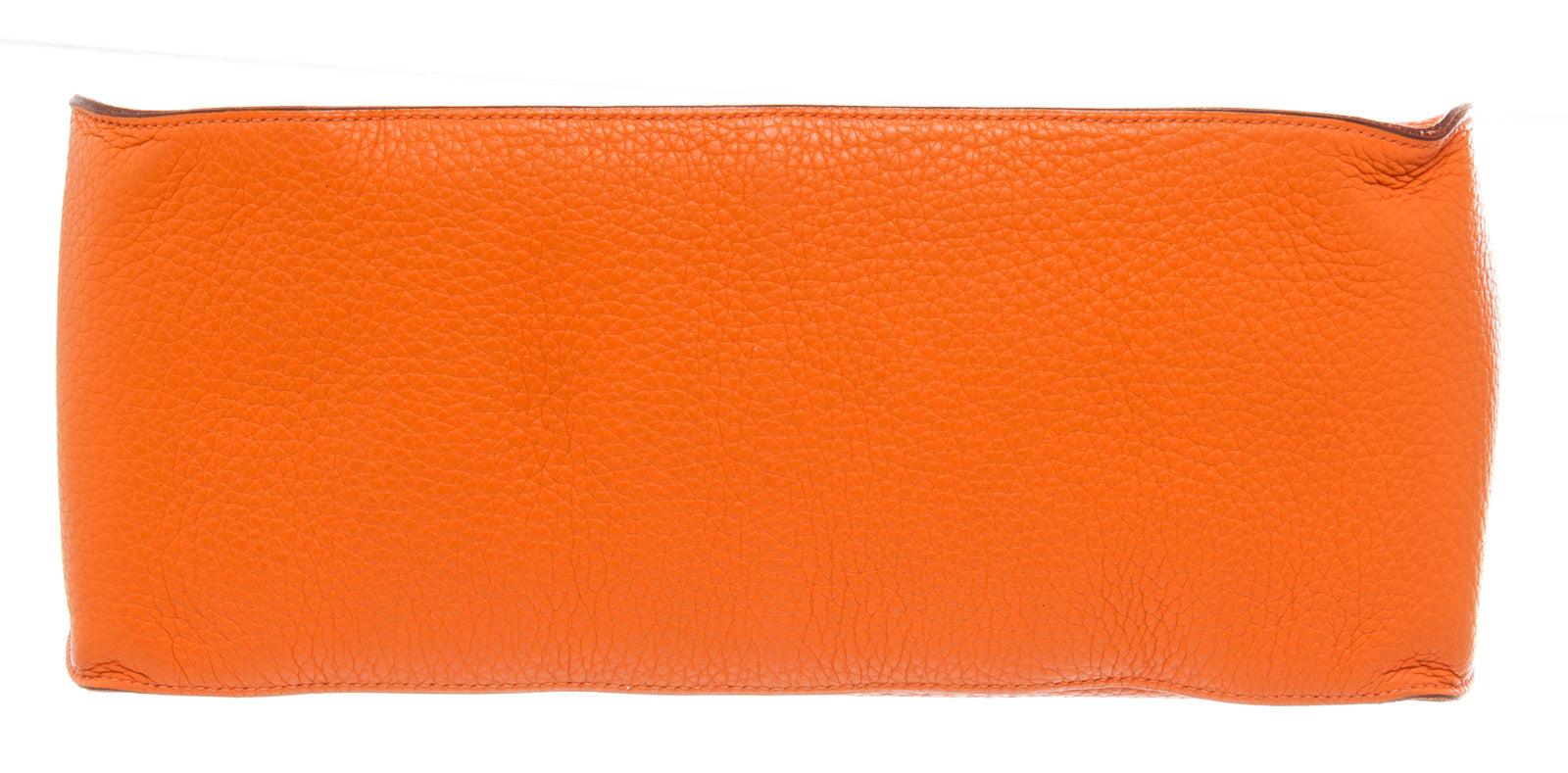 Hermes Jypsiere 37 Orange leather with palladium plated hardware, adjustable straps, turn lock closure, one interior zip pocket and two slip pockets, leather lining.

 

53589MSC