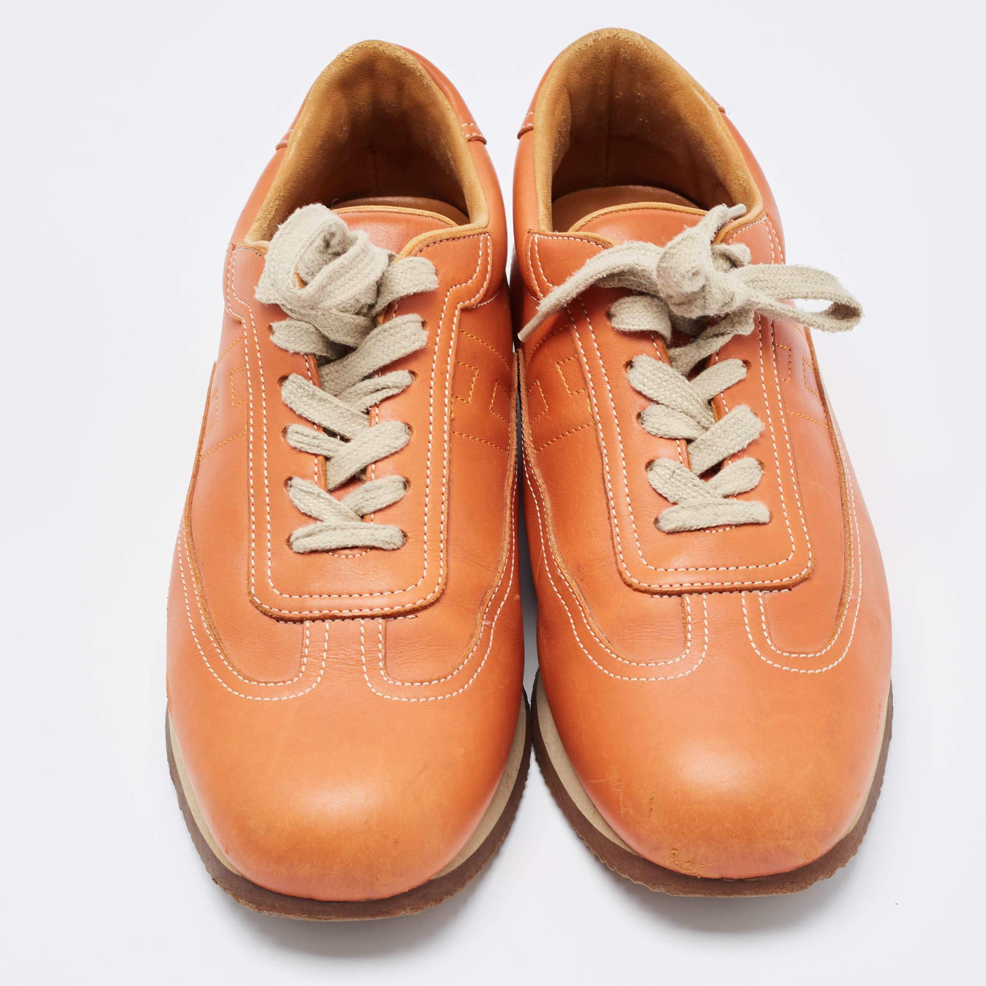 Hermes Orange Leather Quick Sneakers Size 42.5 In Good Condition In Dubai, Al Qouz 2