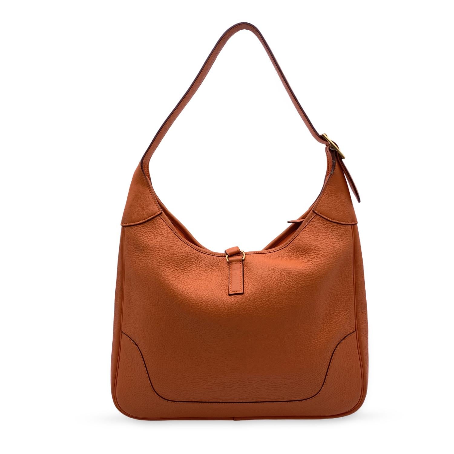 Hermes Orange Leather Sac Trim II 35 Hobo Shoulder Bag In Excellent Condition In Rome, Rome
