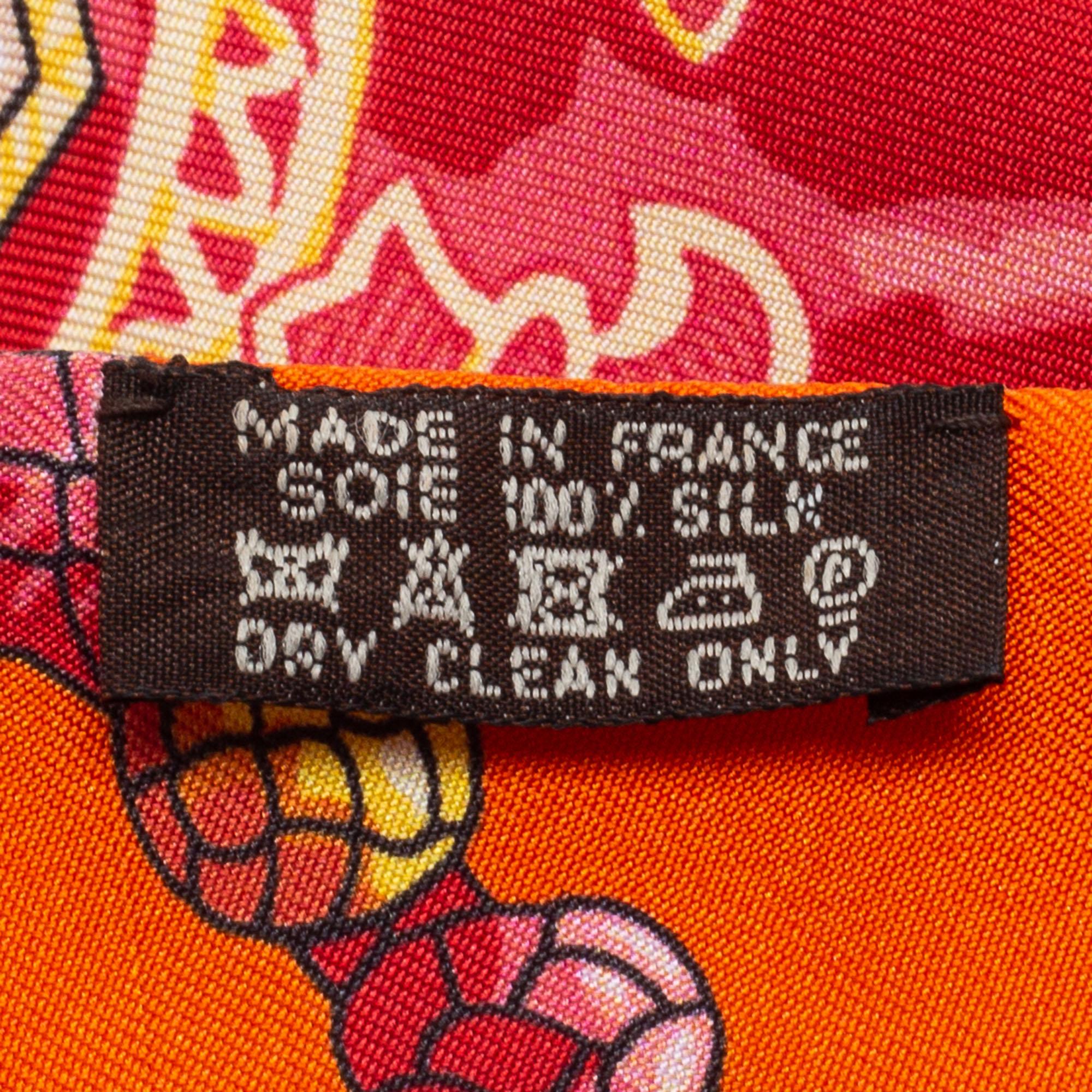 Hermès Orange Les Clés Silk Maxi Twilly In Good Condition In Dubai, Al Qouz 2