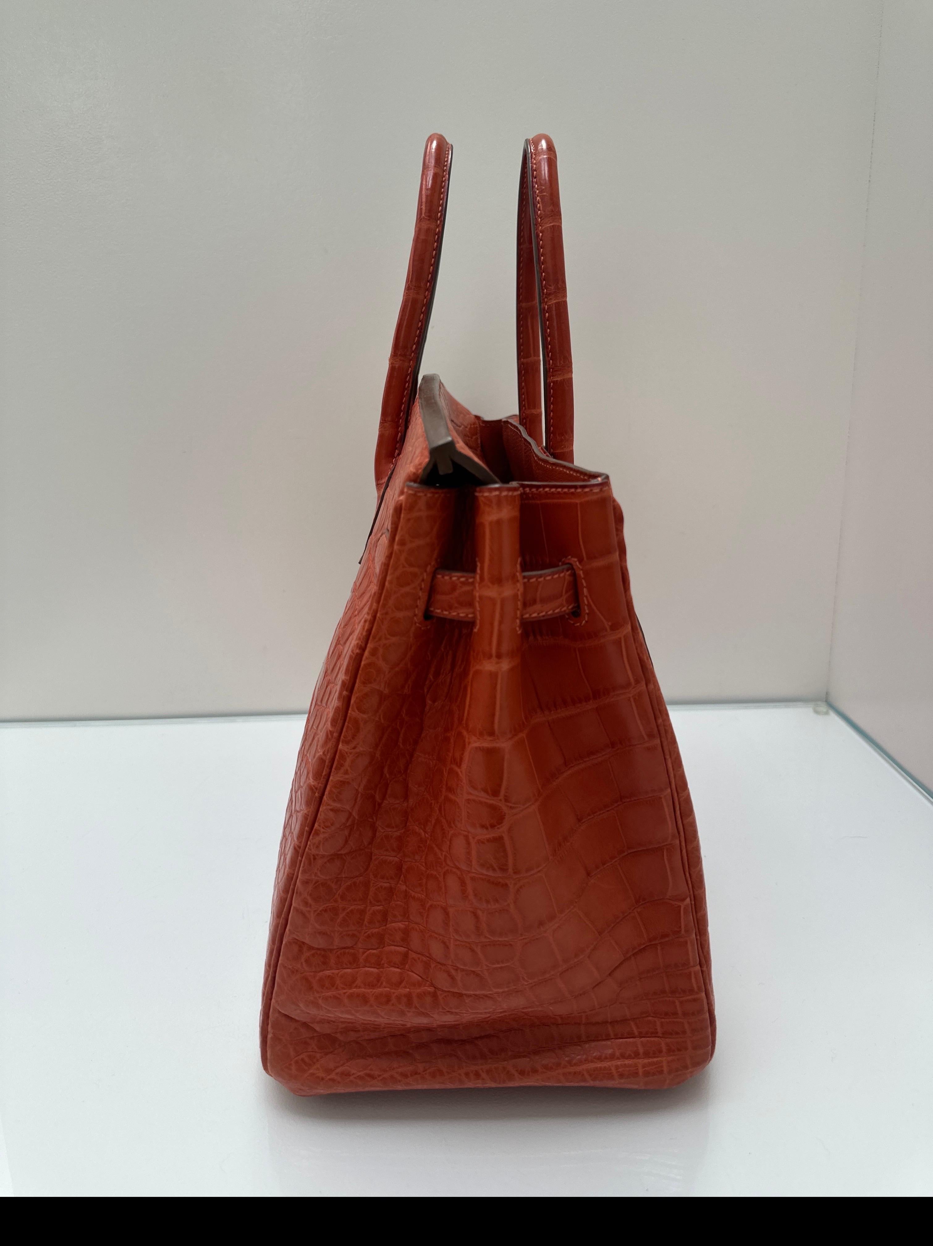 Borsa Birkin 35 di Hermes in coccodrillo opaco arancione in vendita 3