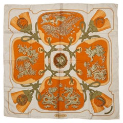 Orange & mehrfarbiger Seidenschal mit Tsubas-Druck von Hermes